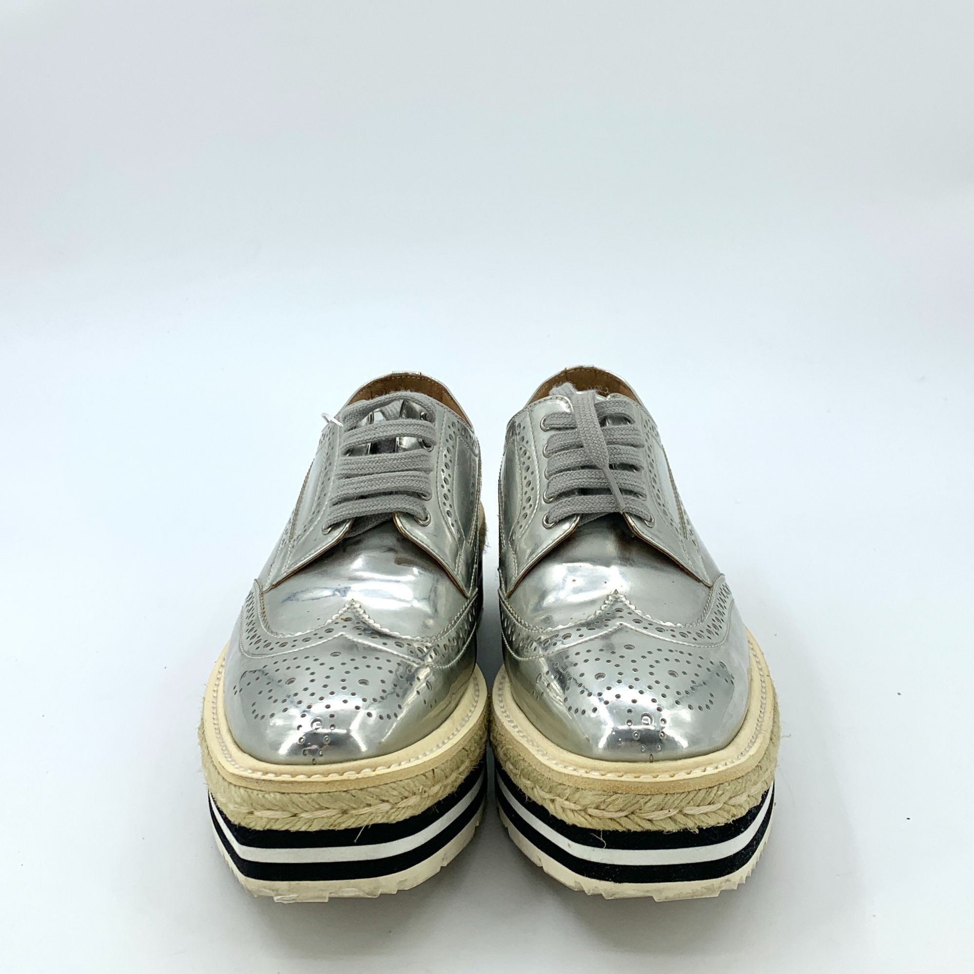 Prada Prada Baroque-Style Lace-Up Platform Shoes (Size 36) Size US 6 / IT 36 - 8 Thumbnail