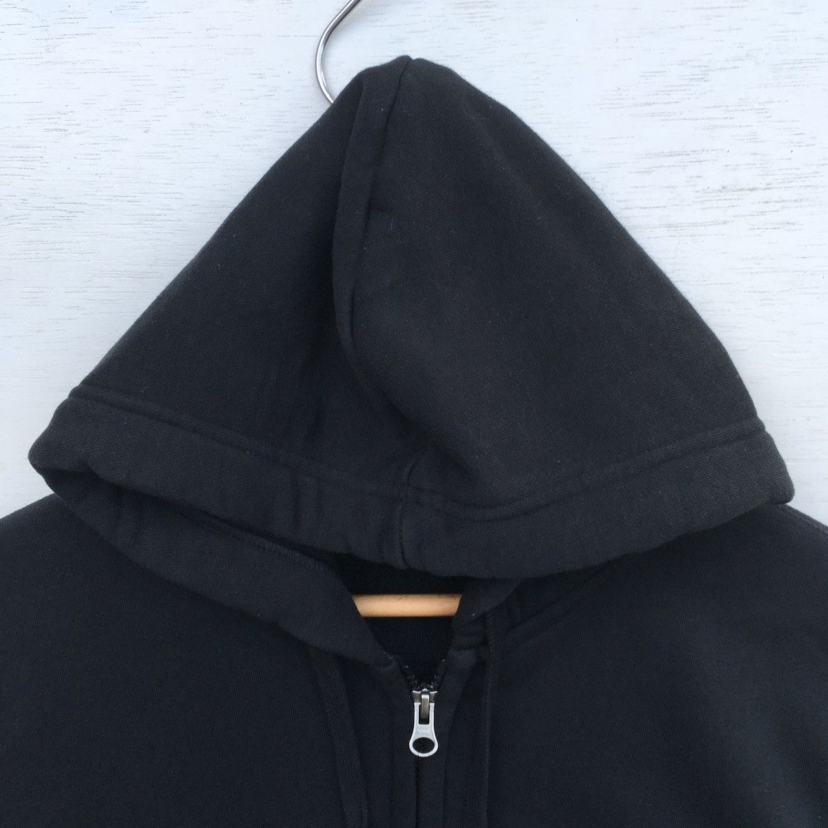 Anime Uniqlo X One Piece Zip Up Hoodie Size US L / EU 52-54 / 3 - 7 Thumbnail