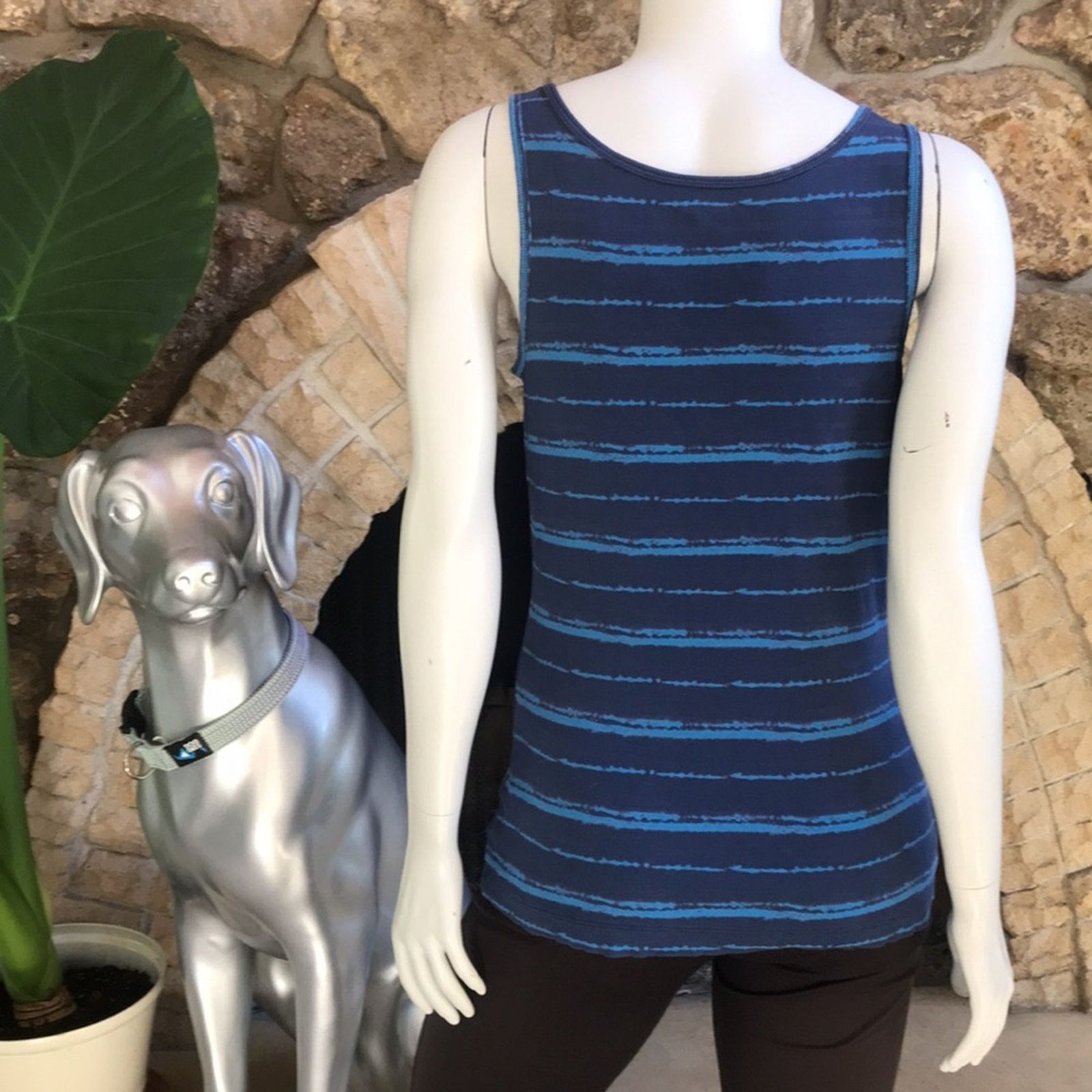 Eddie Bauer Eddie Bauer Blue Striped Cotton Tank Women's Size Medium Size M / US 6-8 / IT 42-44 - 4 Thumbnail