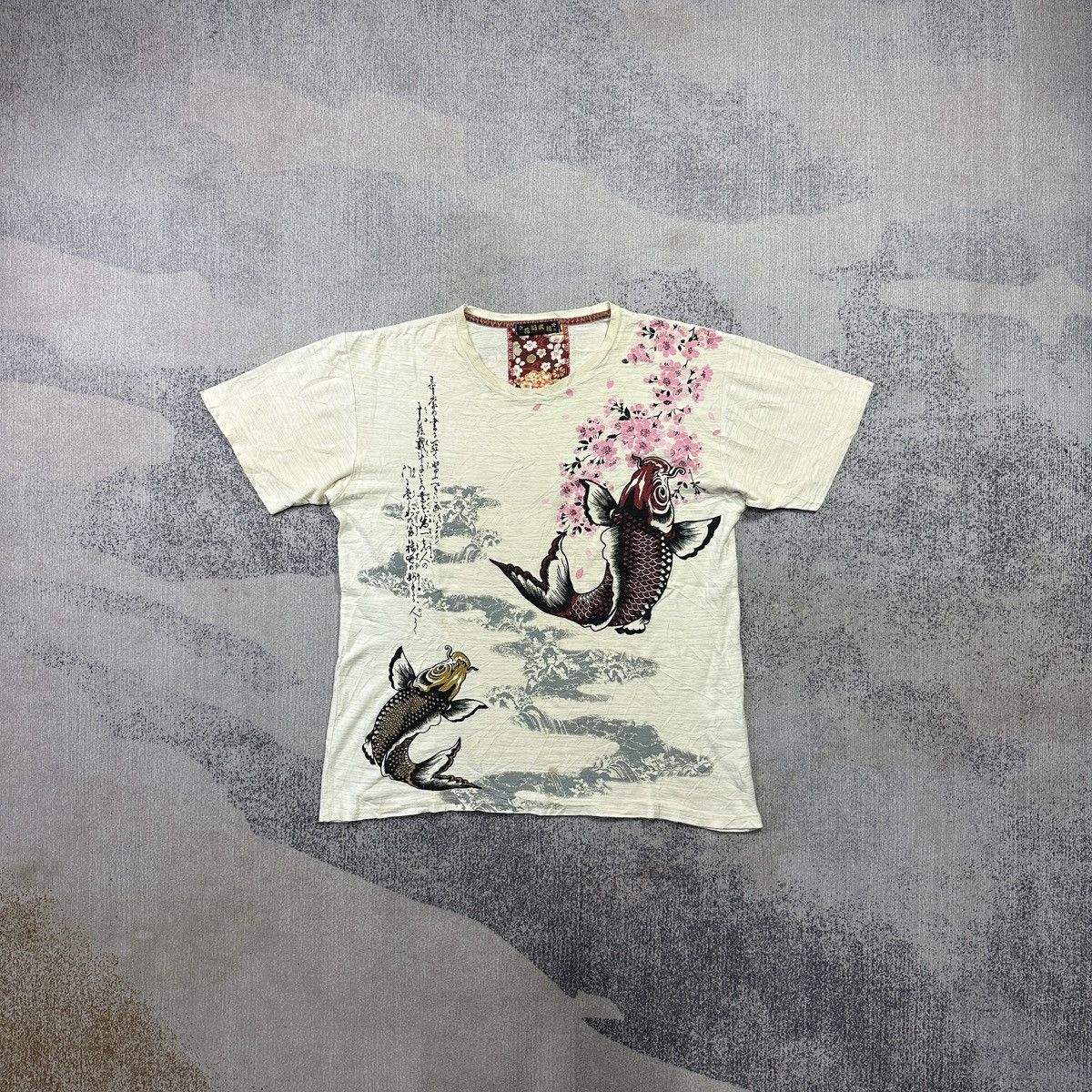 Japanese Brand Sukajan koi Tshirt Size US M / EU 48-50 / 2 - 1 Thumbnail