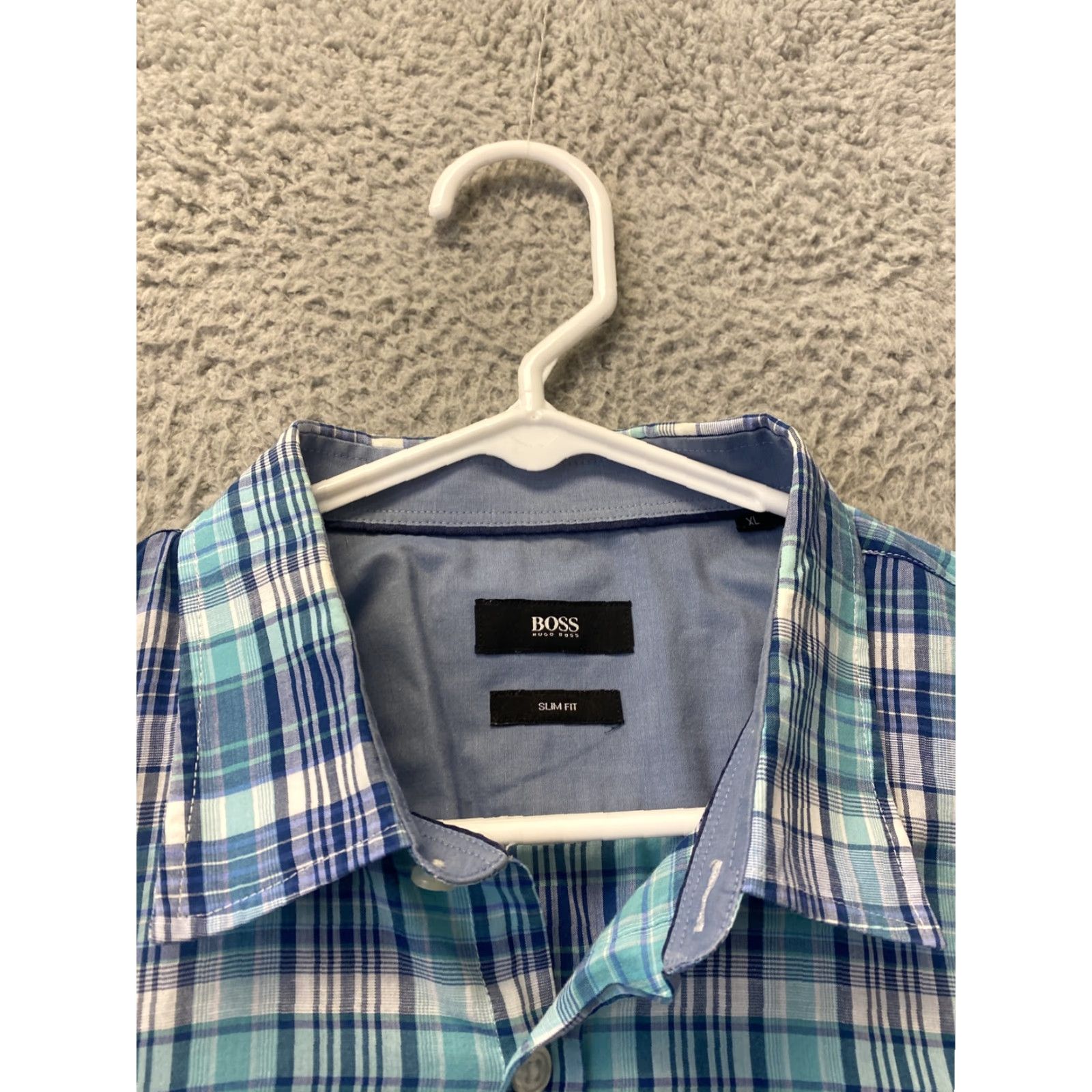 Hugo Boss HUGO BOSS Aqua Plaid Short Sleeve Button-Up Shirt XL Lightweight Men’s Size US XL / EU 56 / 4 - 3 Thumbnail