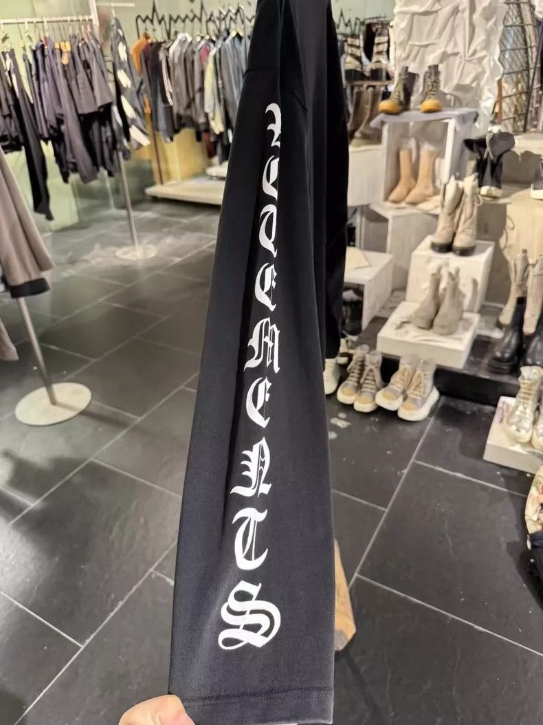 Vetements Vetements Fall/Winter 21 Sanskrit Long Sleeve 2504-Nextarro Size US XS / EU 42 / 0 - 4 Thumbnail