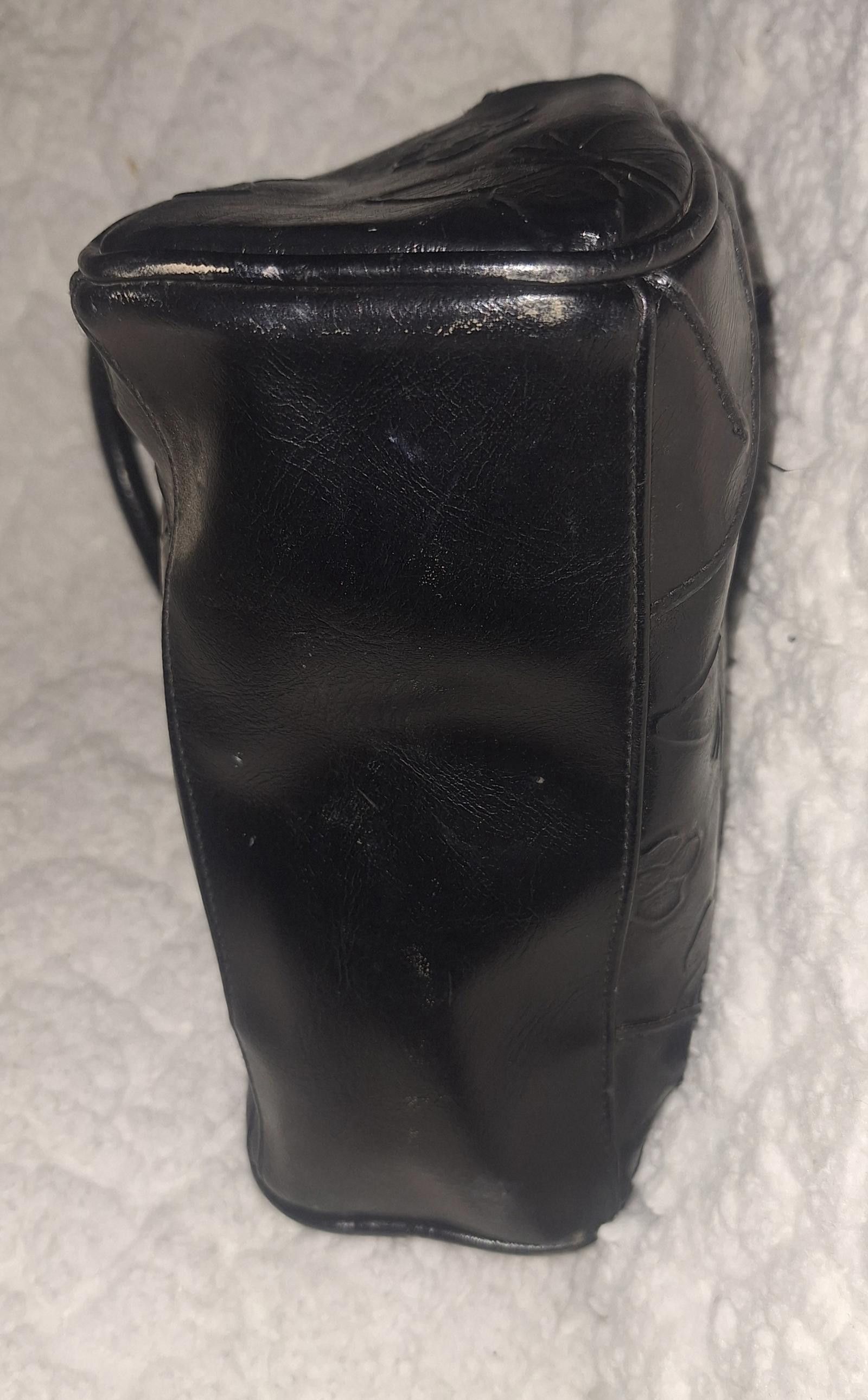 Designer Flower Embossed Leather Purse - Black Size ONE SIZE - 9 Thumbnail