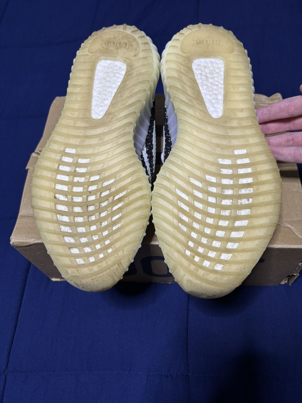Adidas Adidas Yeezy Boost 350 V2 Zebra Size 10 Size US 10 / EU 43 - 5 Thumbnail