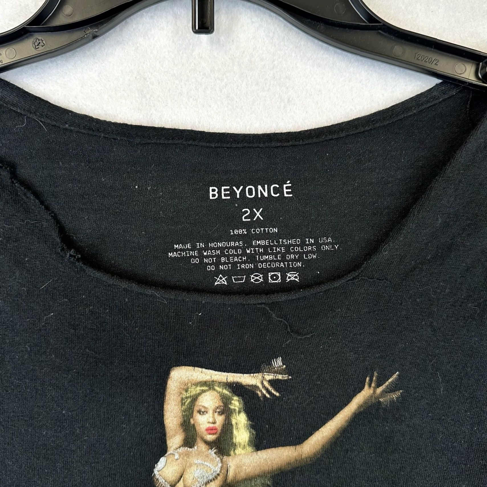 Vintage Beyoncé Shirt 2XL Black Renaissance Graphic Tee Concert Tour Merch Album Unisex Adults Short Sleeve Crew Neck Hip Hop Music Album Womens Size XXL / US 16-18 / IT 52-54 - 5 Thumbnail