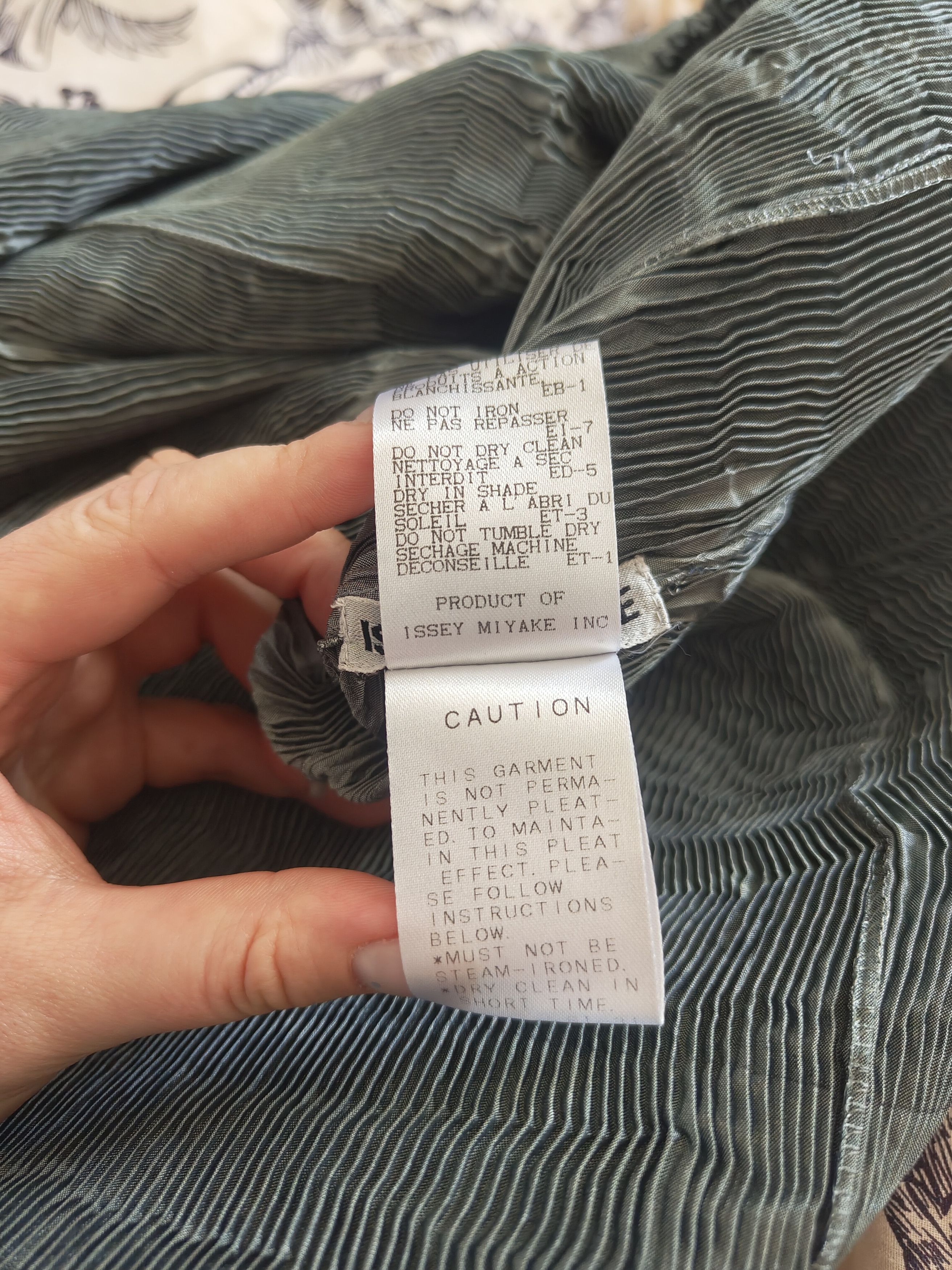 Issey Miyake Vintage drape dress Issey Miyake size M Size M / US 6-8 / IT 42-44 - 11 Thumbnail