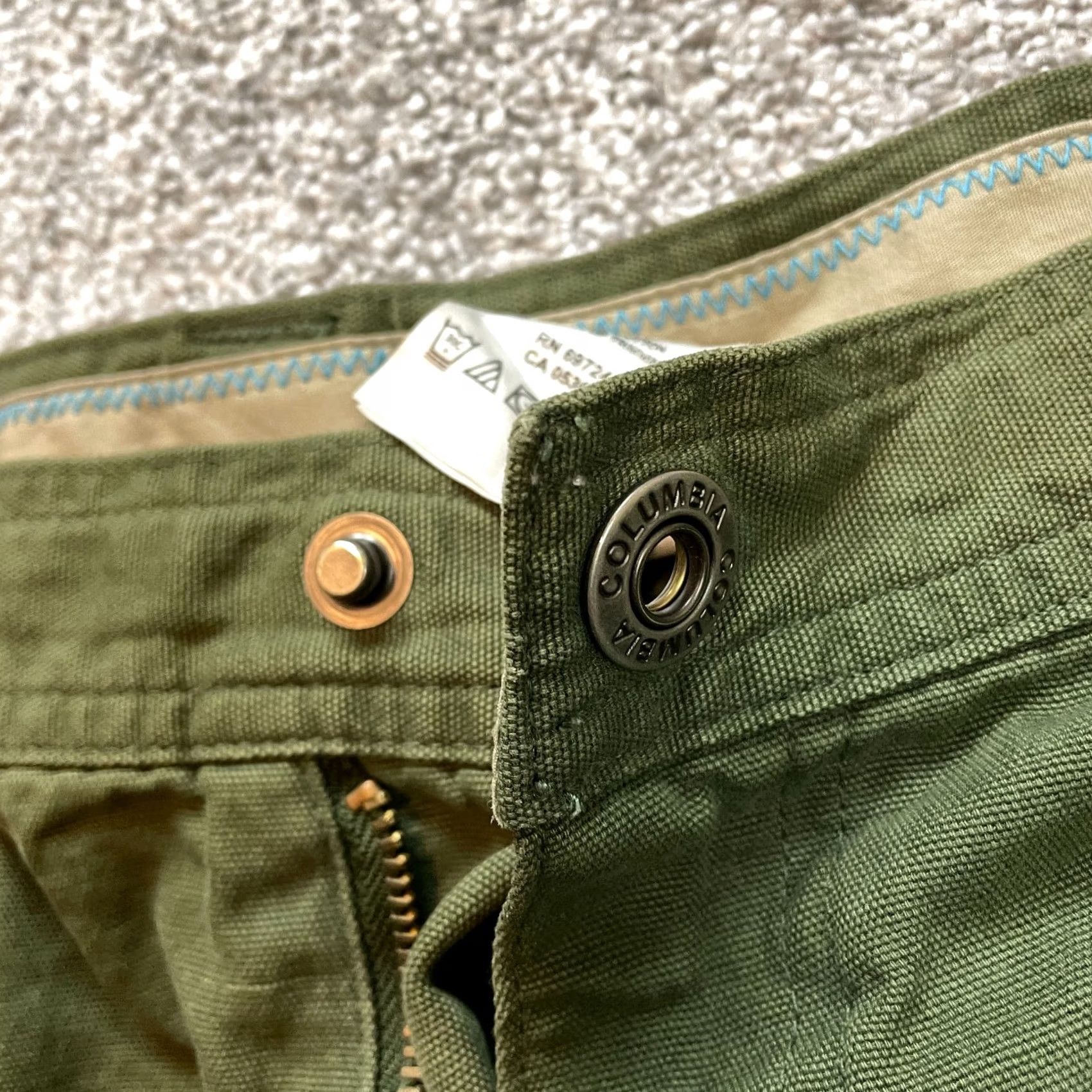 Vintage VINTAGE Columbia Chino Shorts Mens 38 Green Cotton Outdoor Hiking Adult 11" Inseam Snap Size US 38 / EU 54 - 2 Thumbnail