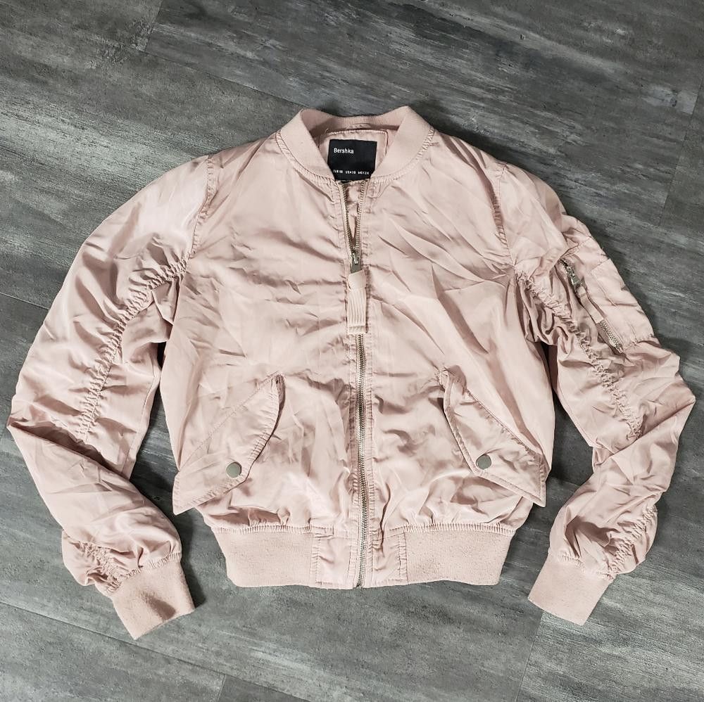 Bershka Dust Pink Ruched Bershka Bomber Zip Up Size XS / US 0-2 / IT 36-38 - 1 Thumbnail
