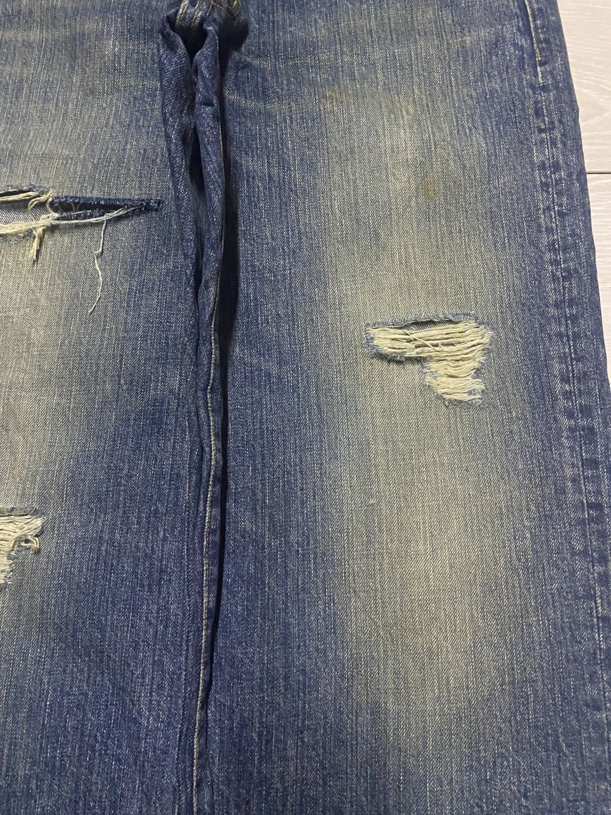 Japanese Brand Japan Brand Montaineering Mud wash Distressed Baggy Jeans Size US 34 / EU 50 - 7 Thumbnail