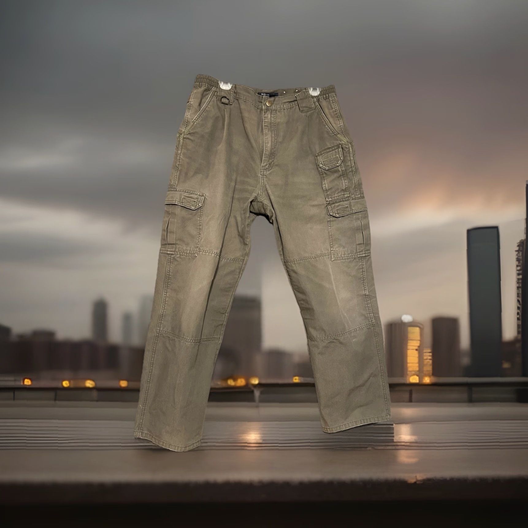 Vintage 5.11 Tactical Gray Tone Cargo Pants Men 34x30 Street Police Style Workwear Pants by 5.11 Tactical Size US 34 / EU 50 - 3 Thumbnail