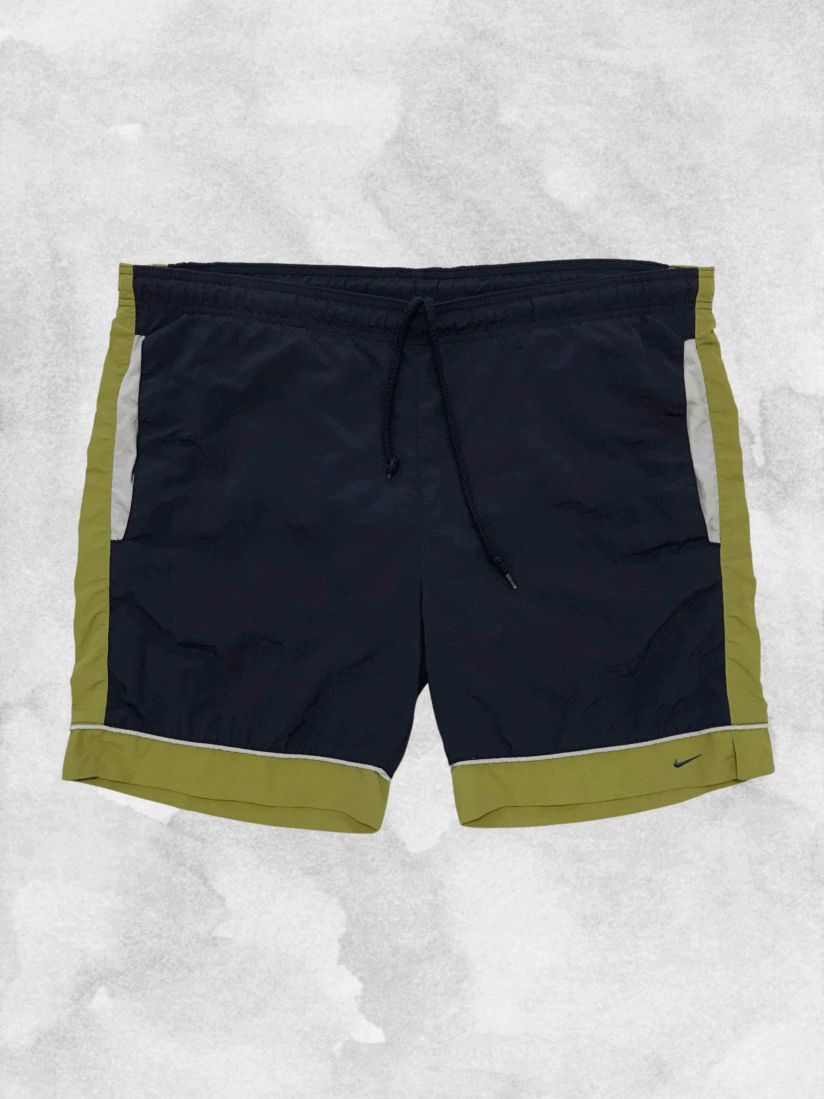 Nike NIKE Vintage Shorts Swoosh Logo Embroidered 90s Rare Size US 34 / EU 50 - 1 Thumbnail