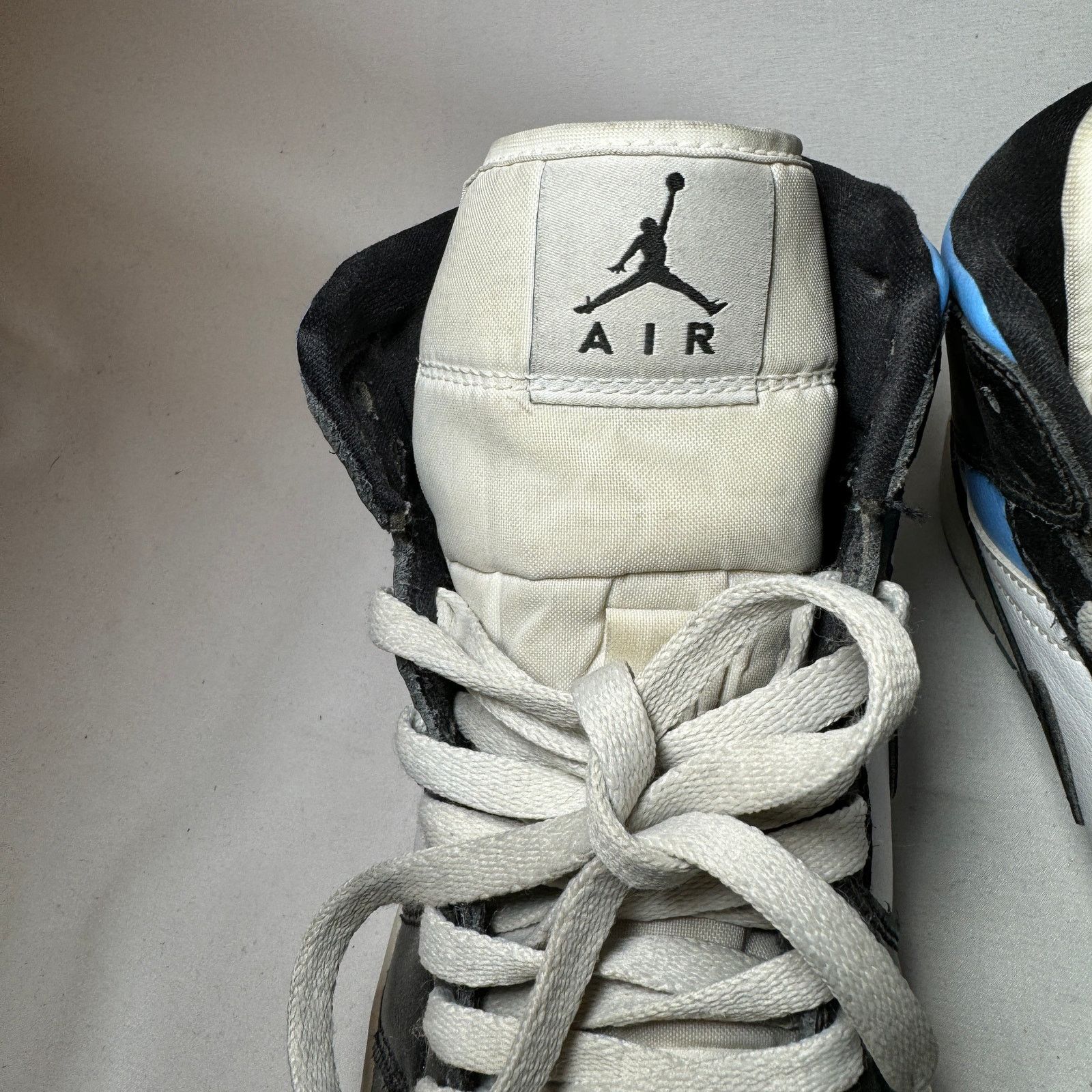 Jordan Brand × Nike Size 9 - Nike Air Jordan 1 Mid University Blue Women's Shoes Size US 9 / IT 39 - 5 Thumbnail