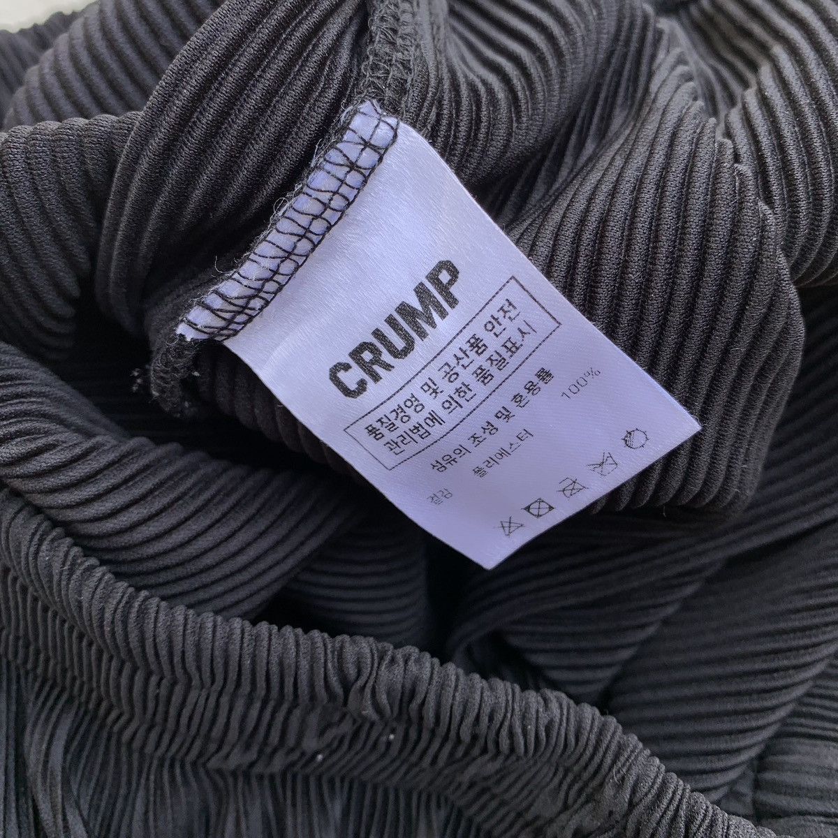 Japanese Brand Rare Japanese Brand Crumps Issey Style Pleats Pants Size US 32 / EU 48 - 8 Thumbnail