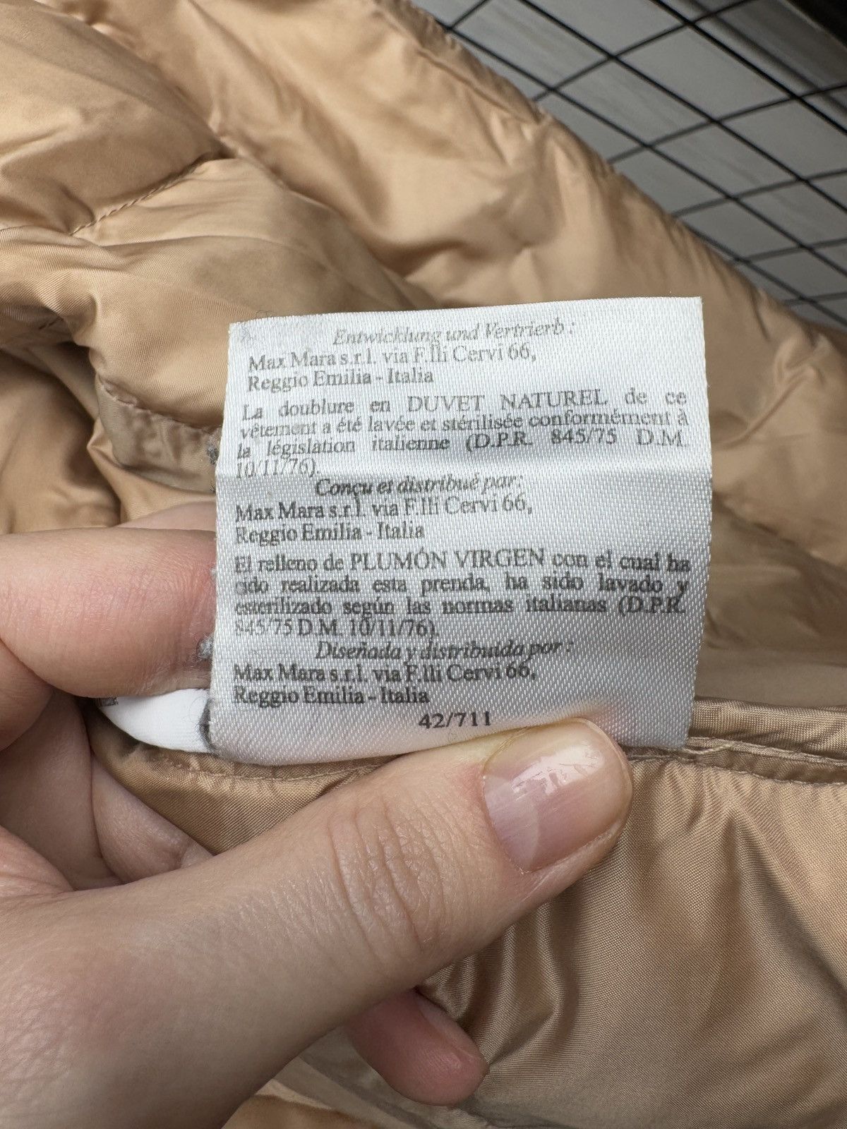 Max Mara Max Mara Down Nylon Puffer Beige Quilted Short Slim Fit Size M / US 6-8 / IT 42-44 - 13 Thumbnail