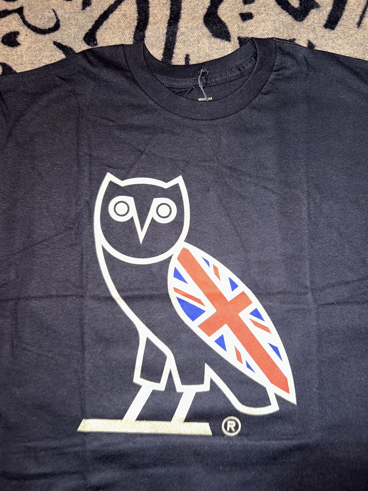 October's Very Own 2017 London Store Opening Union Jack Tshirt Size US M / EU 48-50 / 2 - 3 Thumbnail