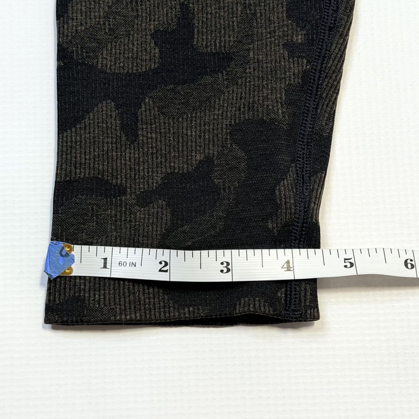 Gymshark VINTAGE Gymshark Leggings Womens XXL Black Camo Seamless High Waist Ankle Gym Yoga NEW Size 40" / US 18 - 4 Thumbnail