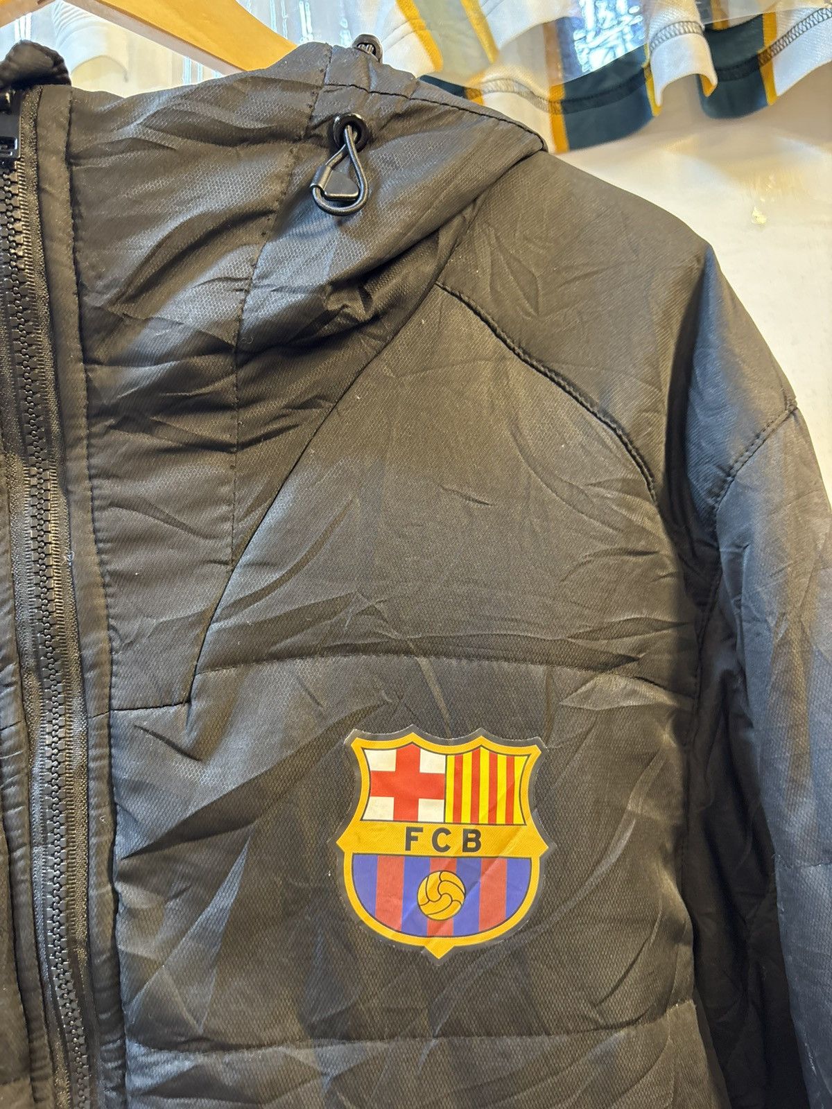 Nike Vintage Y2K FC Barcelona Puffer Jacket Size US XXL / EU 58 / 5 - 10 Thumbnail