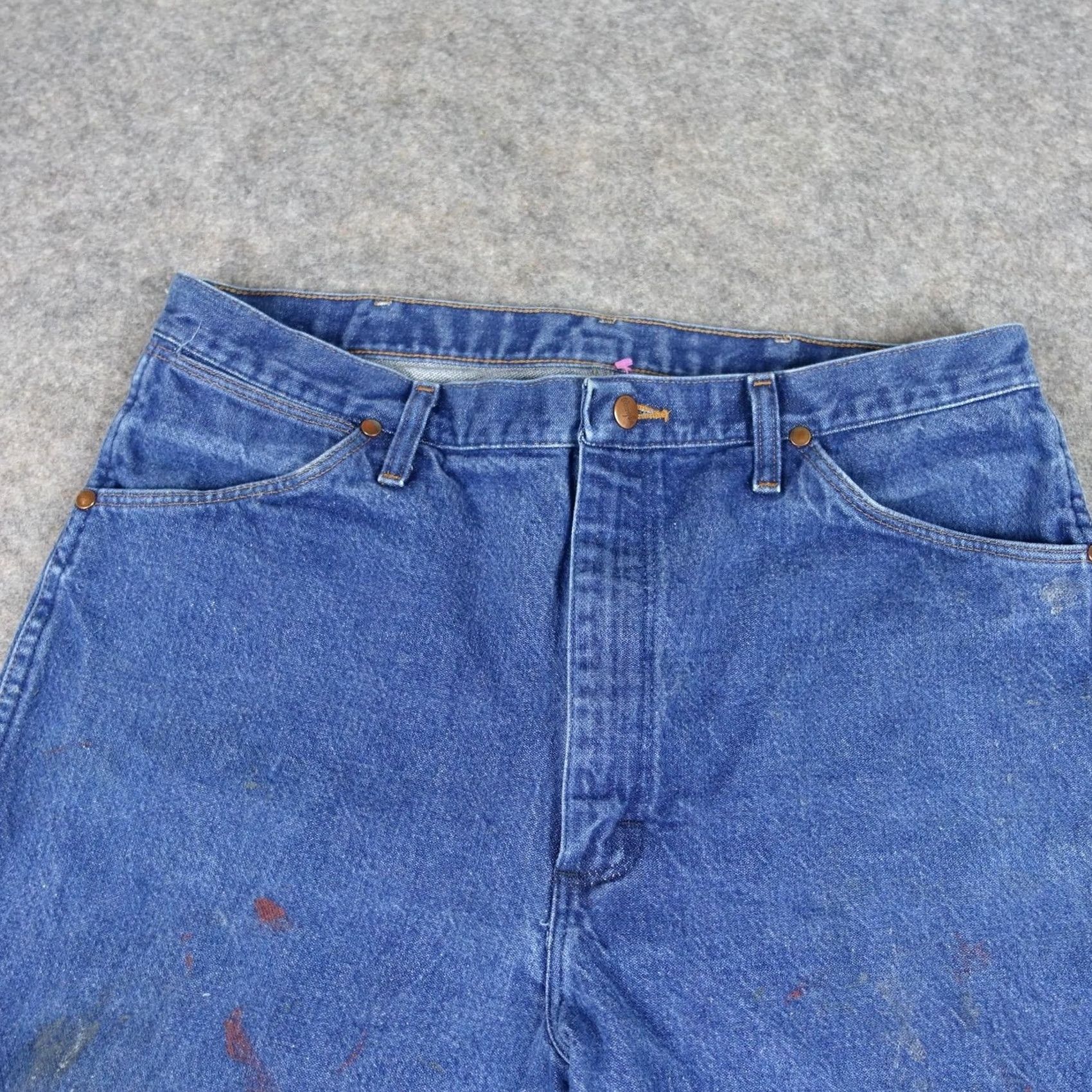 Wrangler Wrangler Jeans Mens 36x35 13MWZ Blue Cowboy Cut Workwear Denim Straight 5-Pocket Regular Inseam 34" Size 36 Mens Blue Stained Size US 36 / EU 52 - 2 Thumbnail