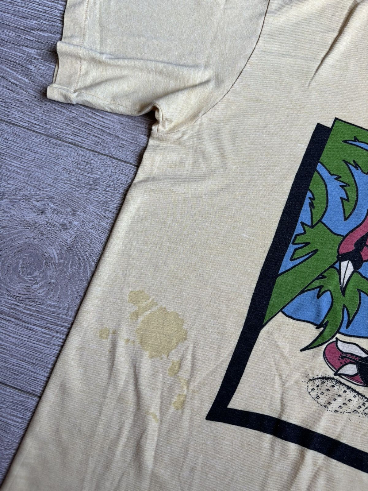 Nike Vintage 80s Nike flamingo tshirt (blue tag) Size US L / EU 52-54 / 3 - 4 Thumbnail