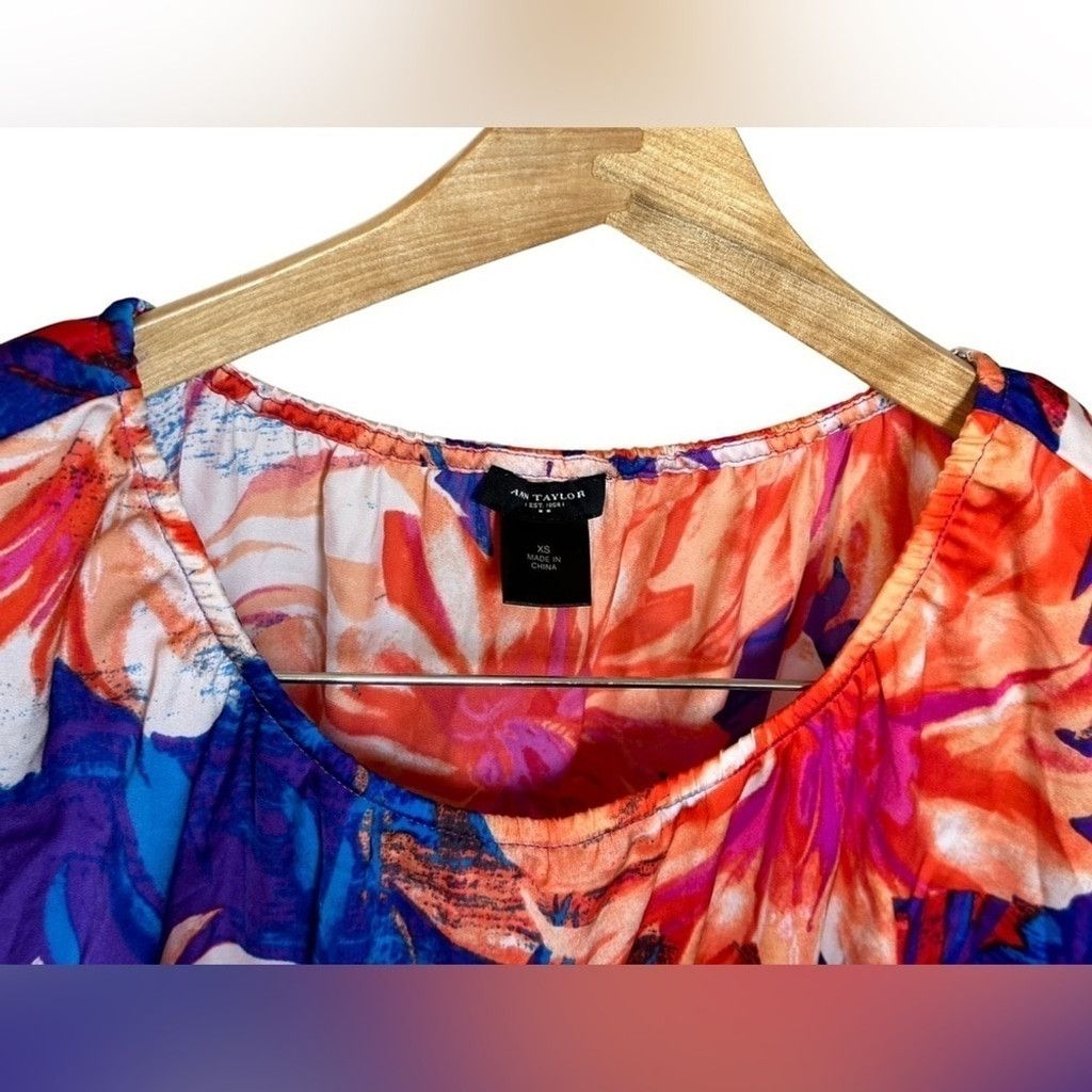 Ann Taylor ANN TAYLOR Tropical Top Floral Blue Orange Women's Size XS. Size XS / US 0-2 / IT 36-38 - 7 Thumbnail