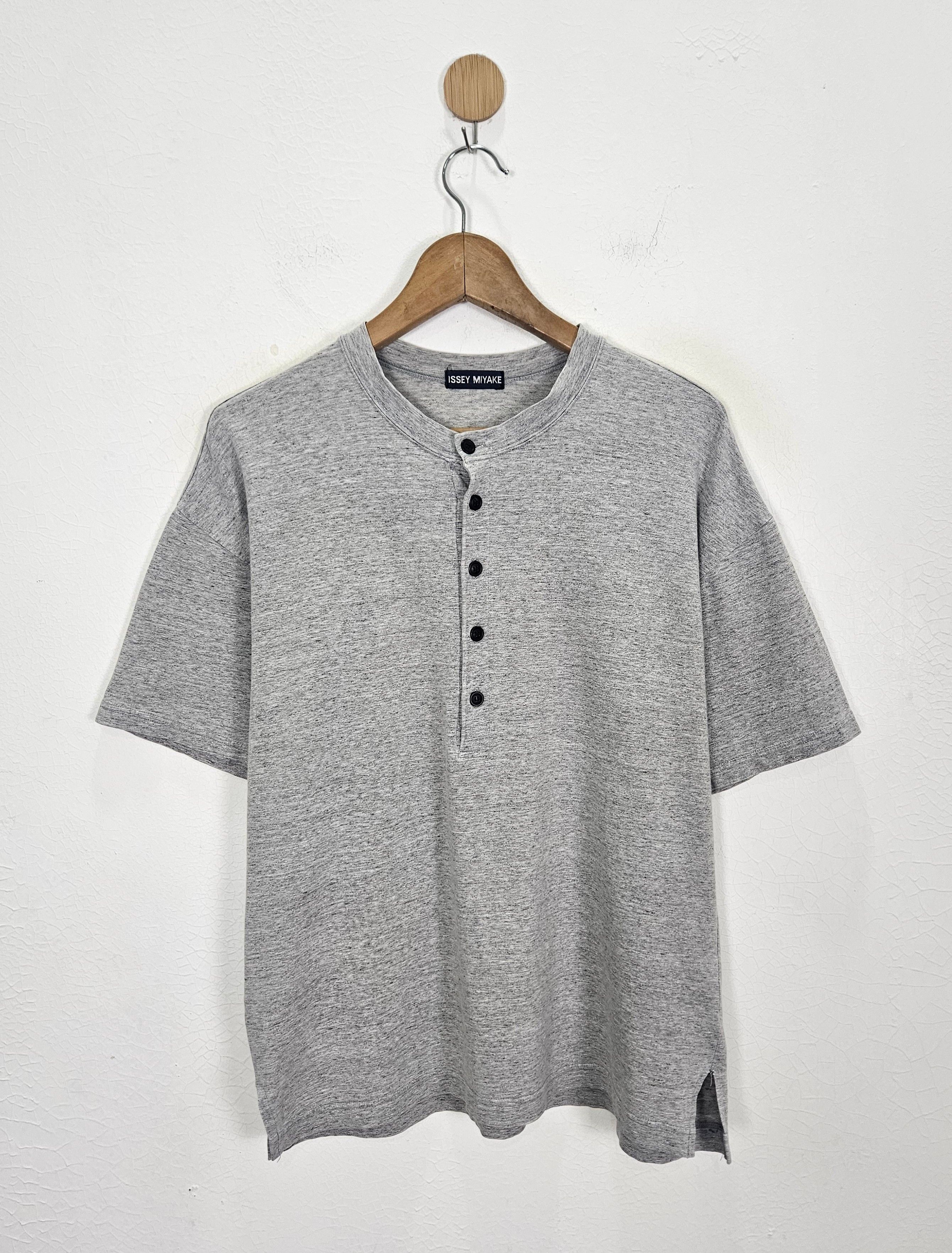 Issey Miyake Issey Miyake half button shirt Size US M / EU 48-50 / 2 - 1 Thumbnail