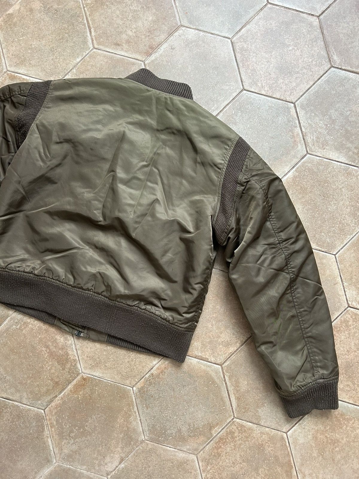 ALPHA INDUSTRIES BOMBER JACKET