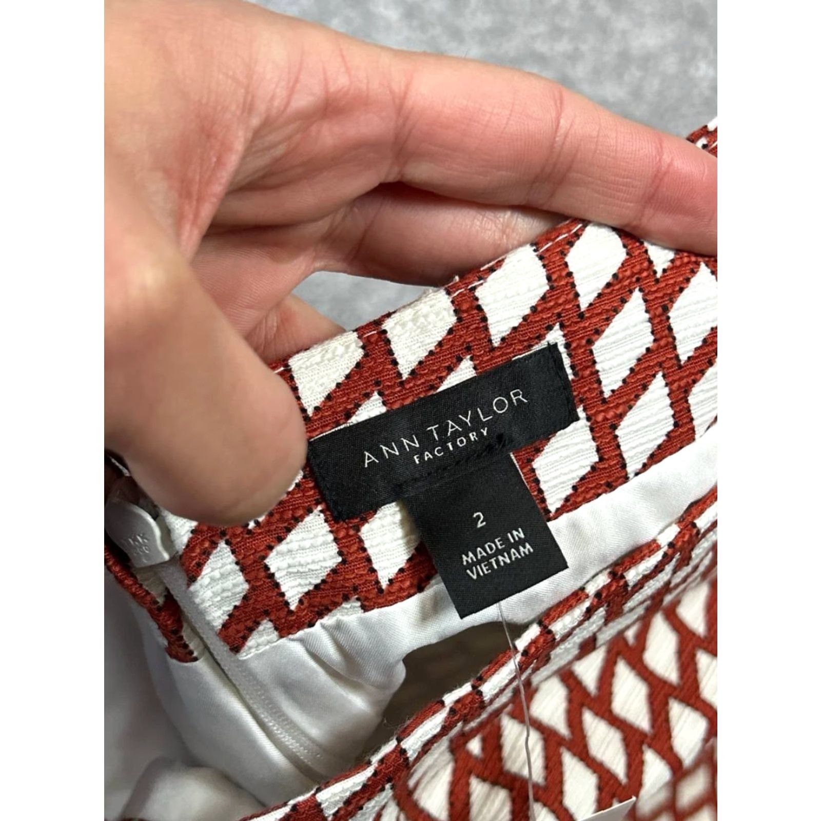Ann Taylor Ann Taylor A Line Skirt Womens 2 White Geometric Cotton Stretch Back Zip New Size 26" / US 2 / IT 38 - 7 Thumbnail