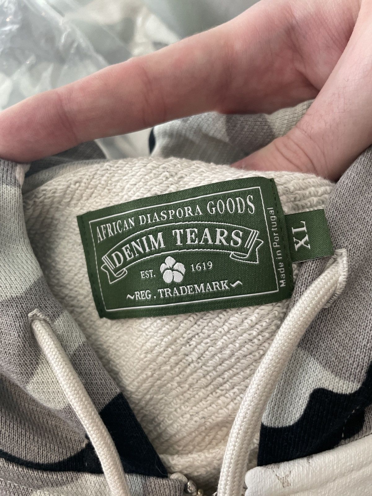 DENIM TEARS Denim Tears Cotton Wreath Zip Hoodie Snow Camo XL Size US XL / EU 56 / 4 - 3 Thumbnail