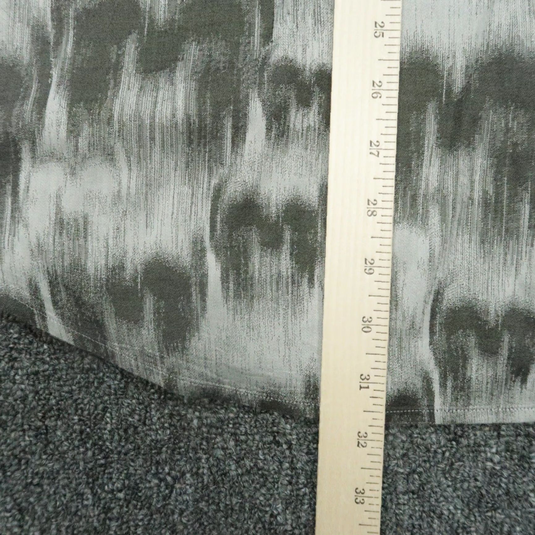 Robert Graham Robert Graham Shirt Mens XL Gray Abstract Flip Cuff Long Sleeve Button-Up Geometric 50 in Chest Regular Fit Vintage No Size US XL / EU 56 / 4 - 7 Thumbnail