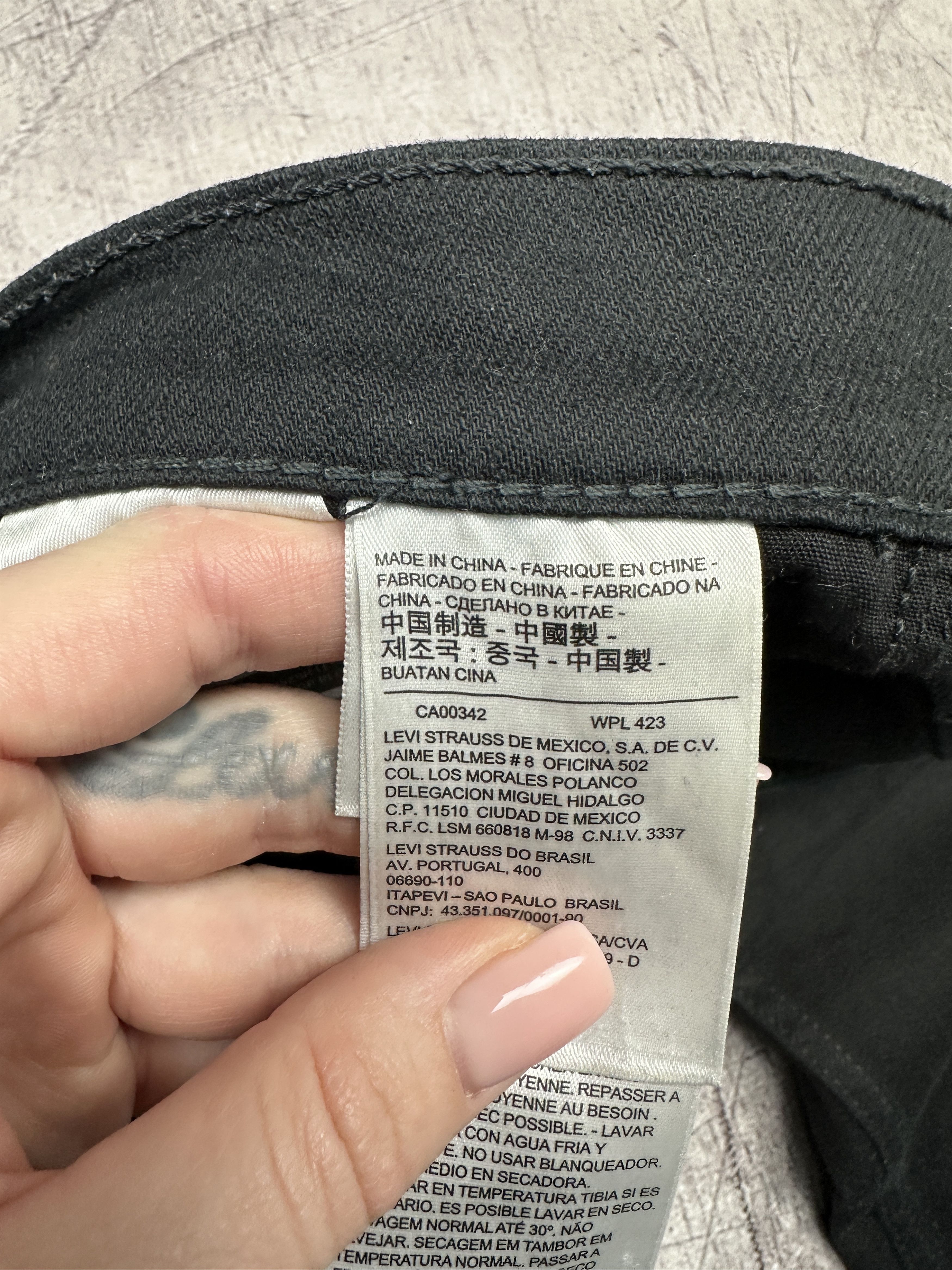 Levi's Levi's Mens Denim Pants Jeans Size 30 x 34 Size US 30 / EU 46 - 8 Thumbnail
