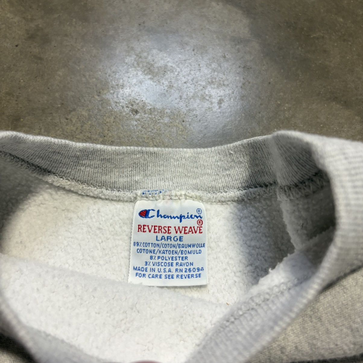 Champion Vintage 90s Champion Reverse Weave Sweatshirt Loras Football Size US L / EU 52-54 / 3 - 10 Thumbnail
