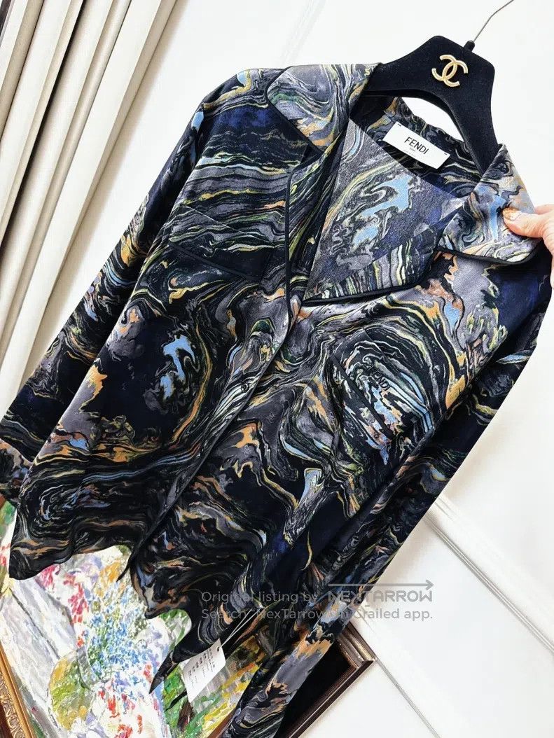 Fendi Fendi Single Breasted Ink Painting Silk Long Sleeve Shirt Size XS / US 0-2 / IT 36-38 - 1 Thumbnail