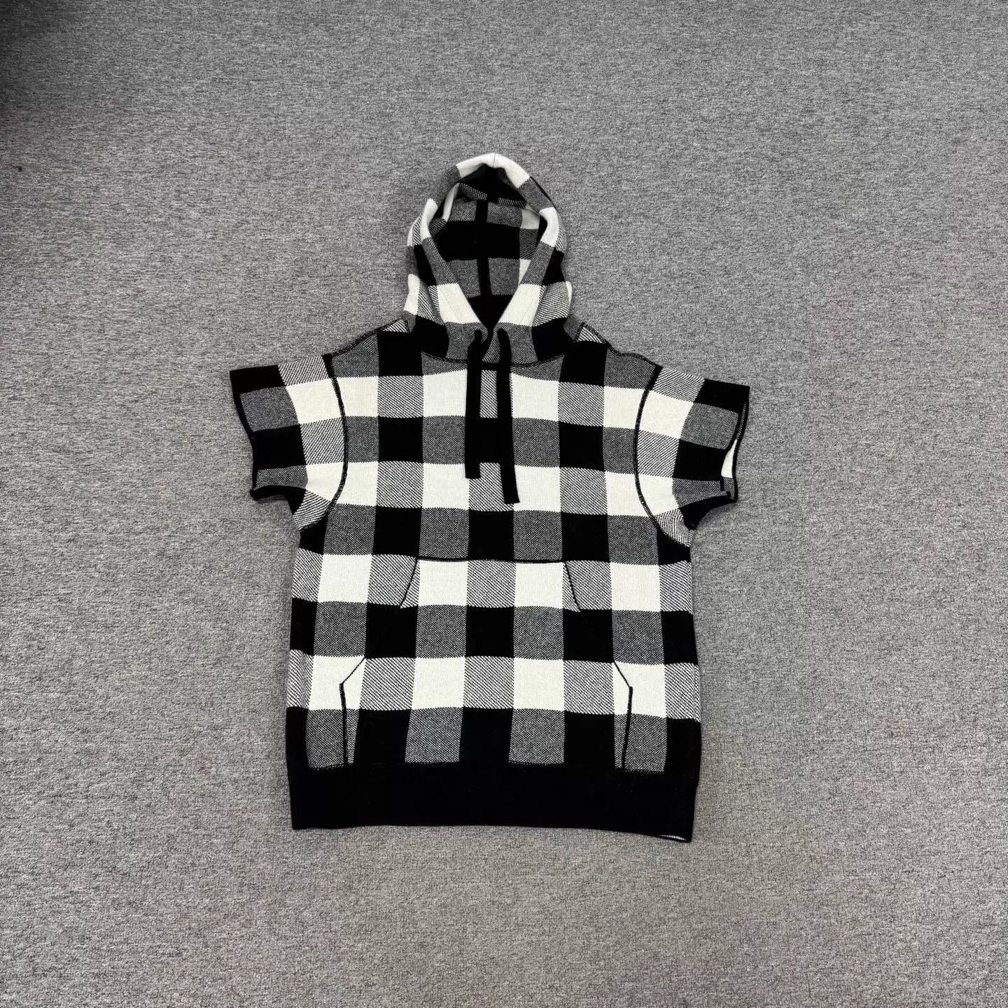 Dior Dior B/W/G Cashmere Hooded Short-Sleeve Jacket Size XS / US 0-2 / IT 36-38 - 2 Thumbnail