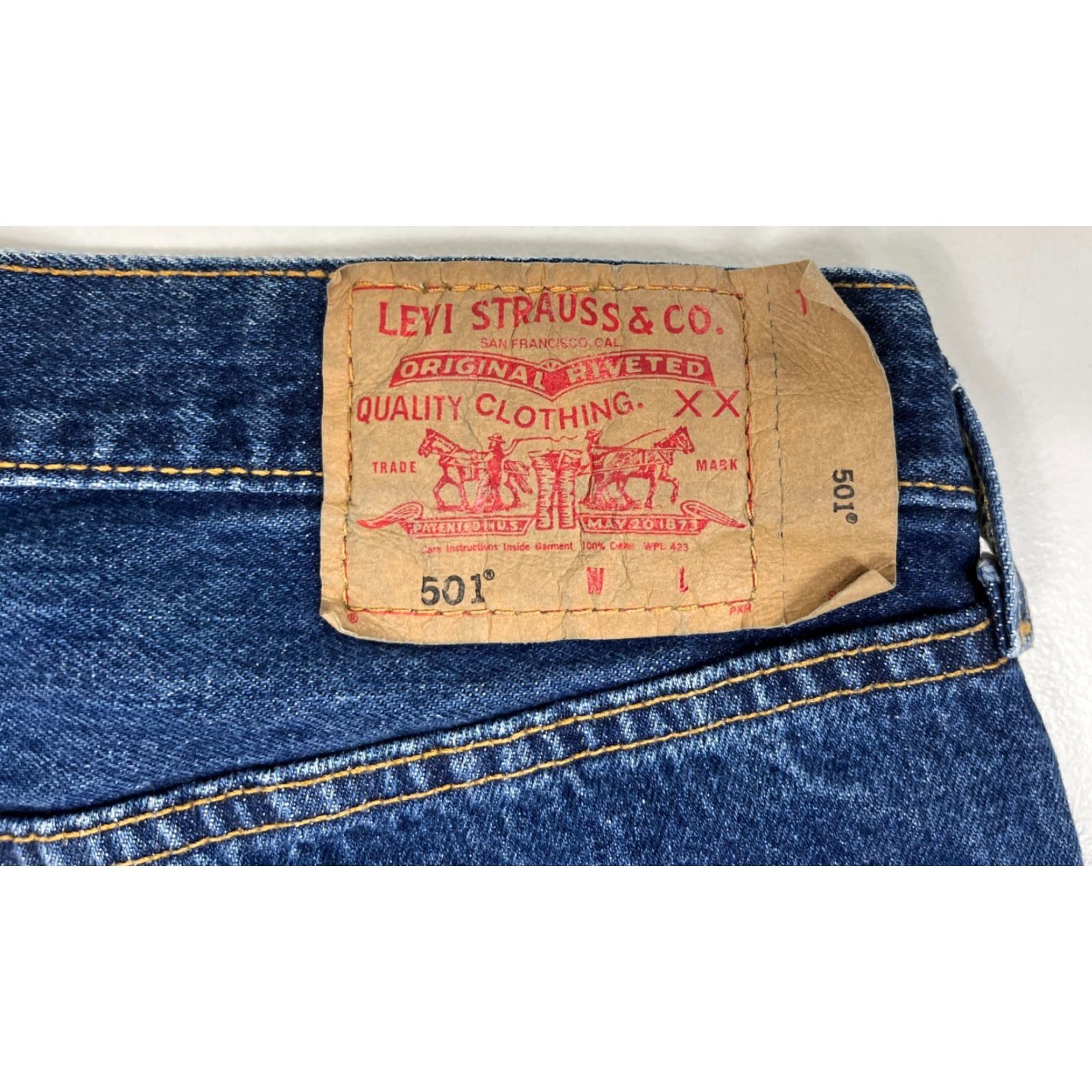 Levi's VINTAGE Levi's 501 Jeans Main Point Levi's 501 Jeans Men 33x30 Blue 90s Red Tab Straight Vintage Men’s 501 90s Jeans Size US 33 - 6 Thumbnail