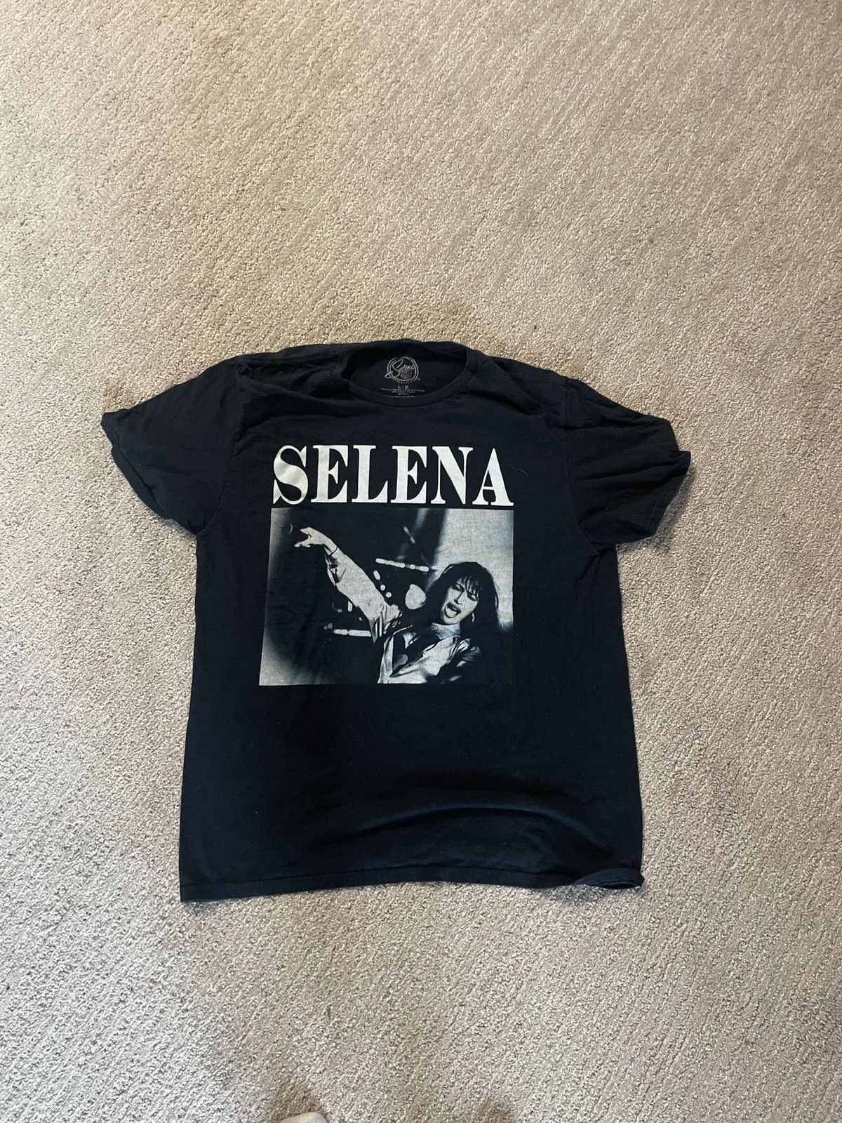 Vintage Selena Tee Size US S / EU 44-46 / 1 - 2 Thumbnail