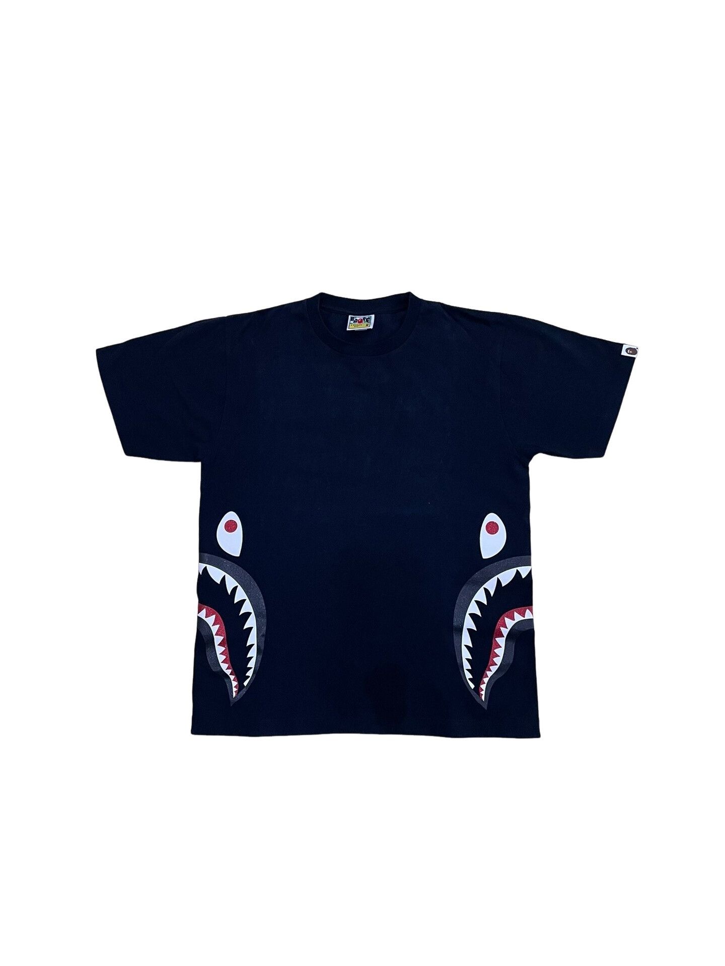 Bape A Bathing Ape Shark T-Shirt Size M Size US M / EU 48-50 / 2 - 1 Thumbnail