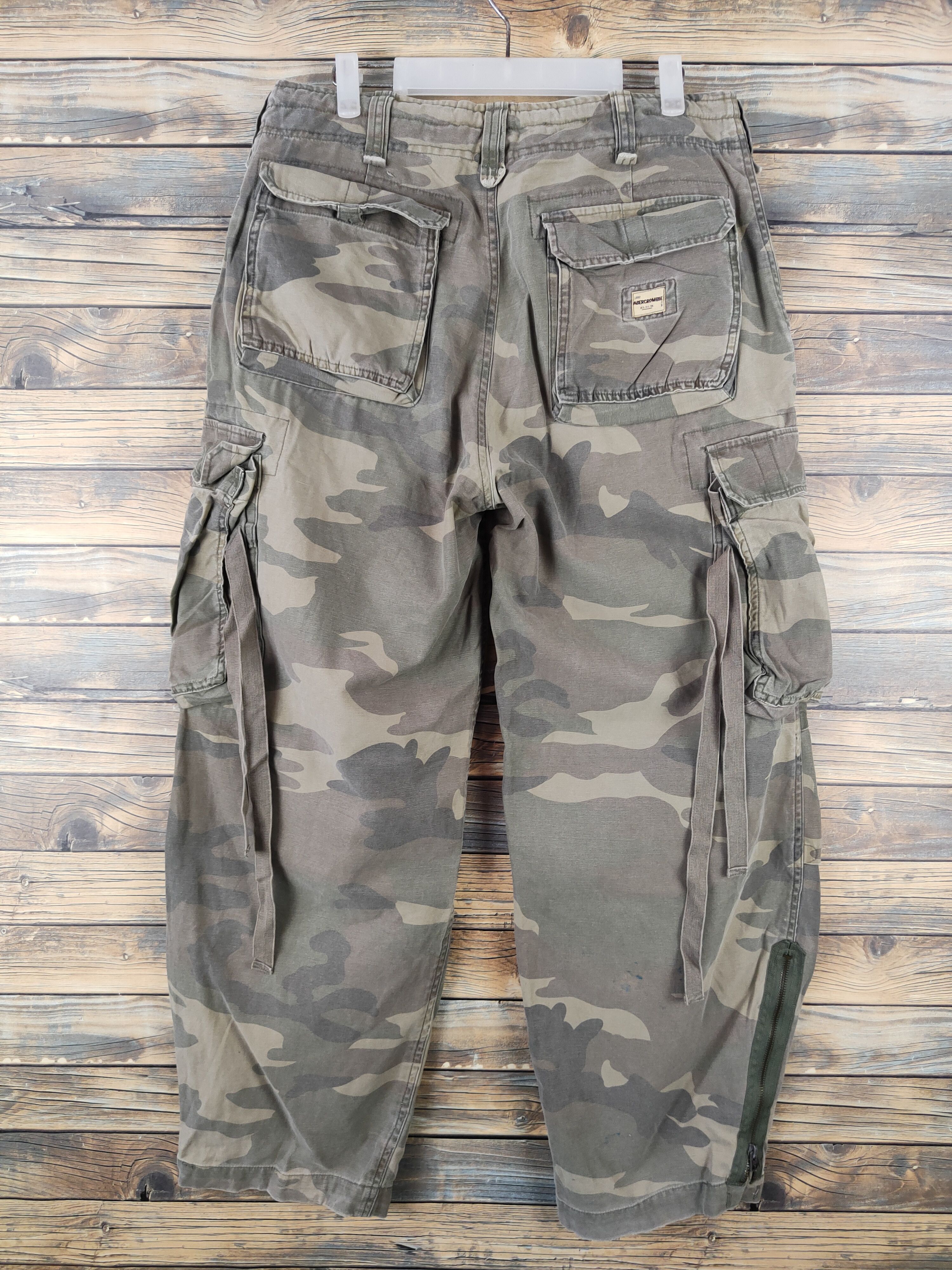 Abercrombie & Fitch DLL Abercrombie Camouflage Multipocket Cargo Pants #182 Size US 32 / EU 48 - 8 Thumbnail