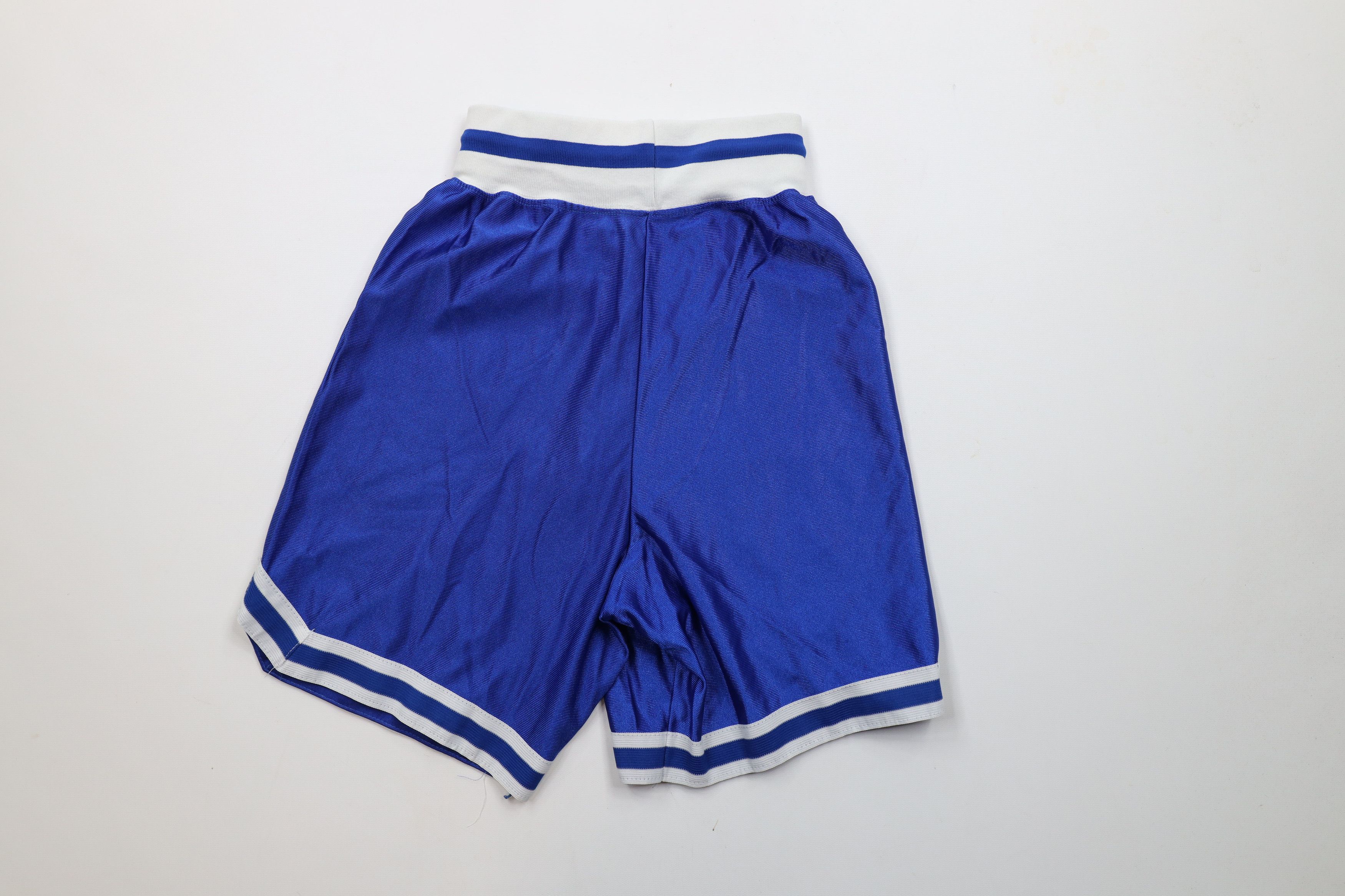 Vintage Vintage 90s Streetwear Nylon Basketball Shorts Blue USA Size US 30 / EU 46 - 8 Thumbnail