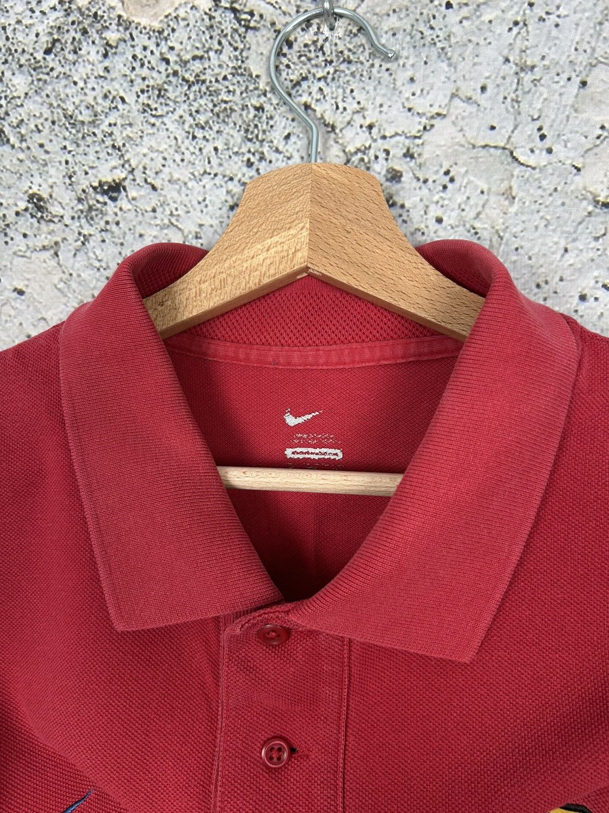 Nike Vintage FC Barcelona Nike Polo Jersey Sportswear Football Size US XL / EU 56 / 4 - 5 Thumbnail