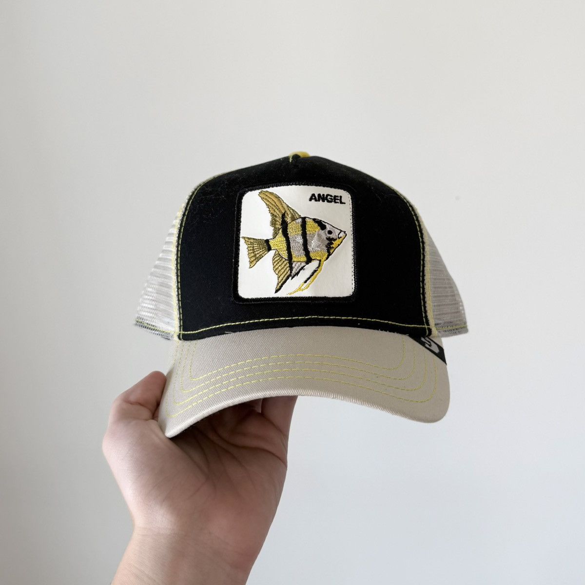 Goorin Bros. NWT Goorin Bros Angel Fish Leather Patch Trucker Hat Rare Size ONE SIZE - 1 Thumbnail