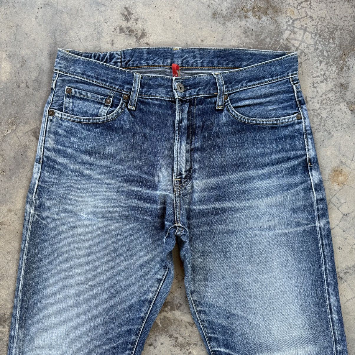 Japanese Brand VINTAGE JAPANESE FADED RIPPED JEANS DENIM PANTS Size US 34 / EU 50 - 3 Thumbnail
