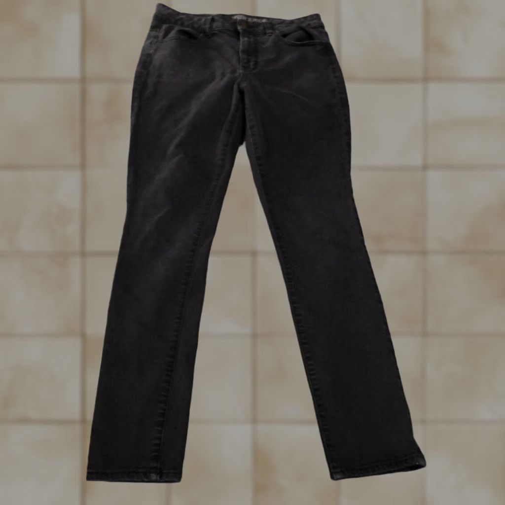 American Eagle Outfitters American Eagle Outfitters Jegging Jeans Women's 12 Black Dark Wash Stretch Mid Rise Zip Inseam 28" 28in Distressed Retro Style Boyfriend? Size 34" / US 12 / IT 48 - 1 Thumbnail