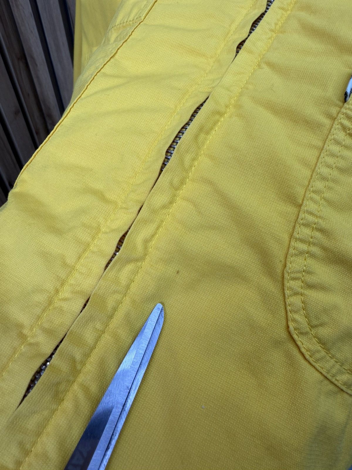 Levi's Vintage Clothing Vintage Levis Yellow Zip Up Jacket Shirt Mens Size L Size US L / EU 52-54 / 3 - 11 Thumbnail