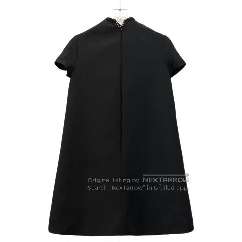 Valentino Valentino A dress with a black indigenous collar design Size M / US 6-8 / IT 42-44 - 2 Thumbnail