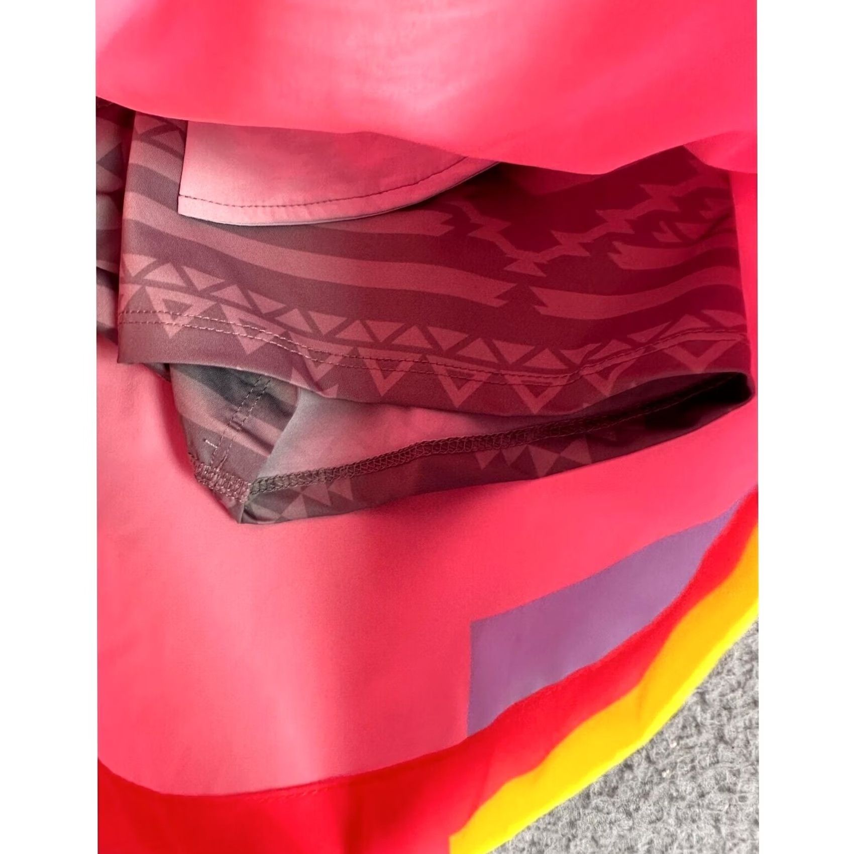 Chubbies Chubbies Swim Trunks Board Shorts Mens Medium Pink Lined Swimwear Elastic Waist Drawstring 32 Inseam 5.5 Solid Beach Size US 31 - 5 Thumbnail