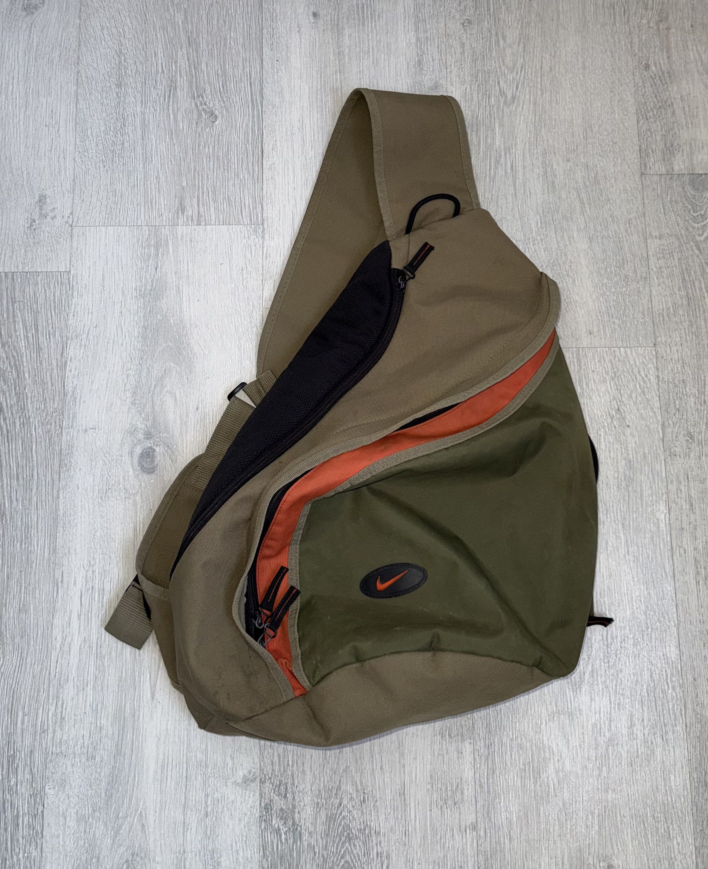Nike × Streetwear × Vintage Vintage Nike Crossbody sling Bag