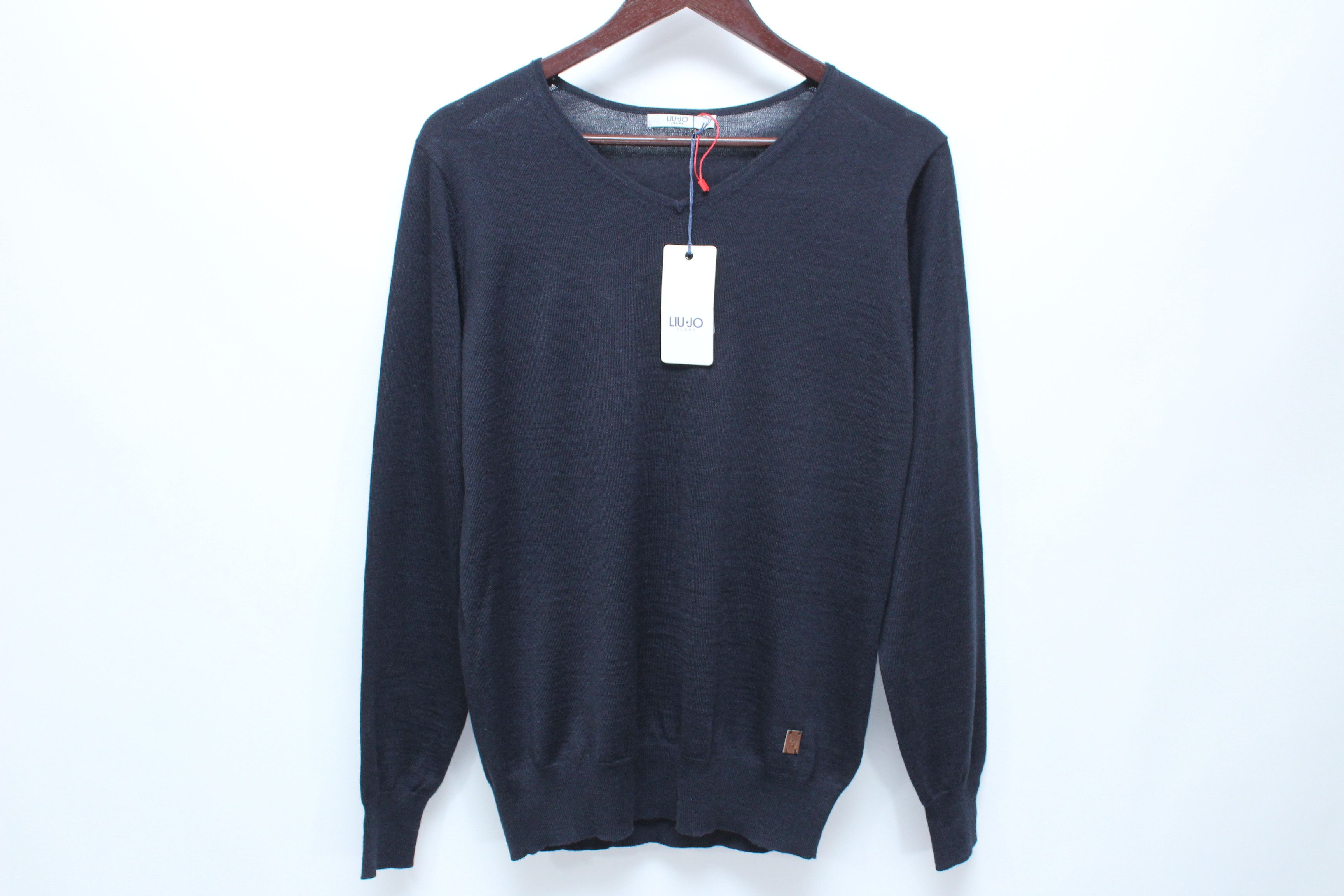 image of Italian Designers x Liu Jo Sweater Mens Size M Authentic Hype in Navy