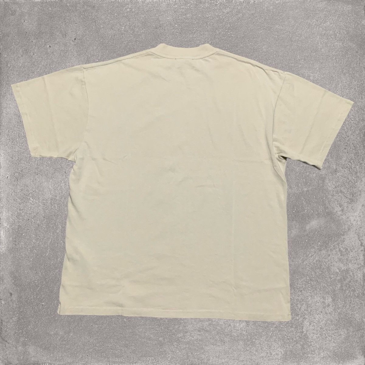 Represent Clo. Represent Medium Shark Vintage White Tee Only The Strong Size US M / EU 48-50 / 2 - 2 Thumbnail