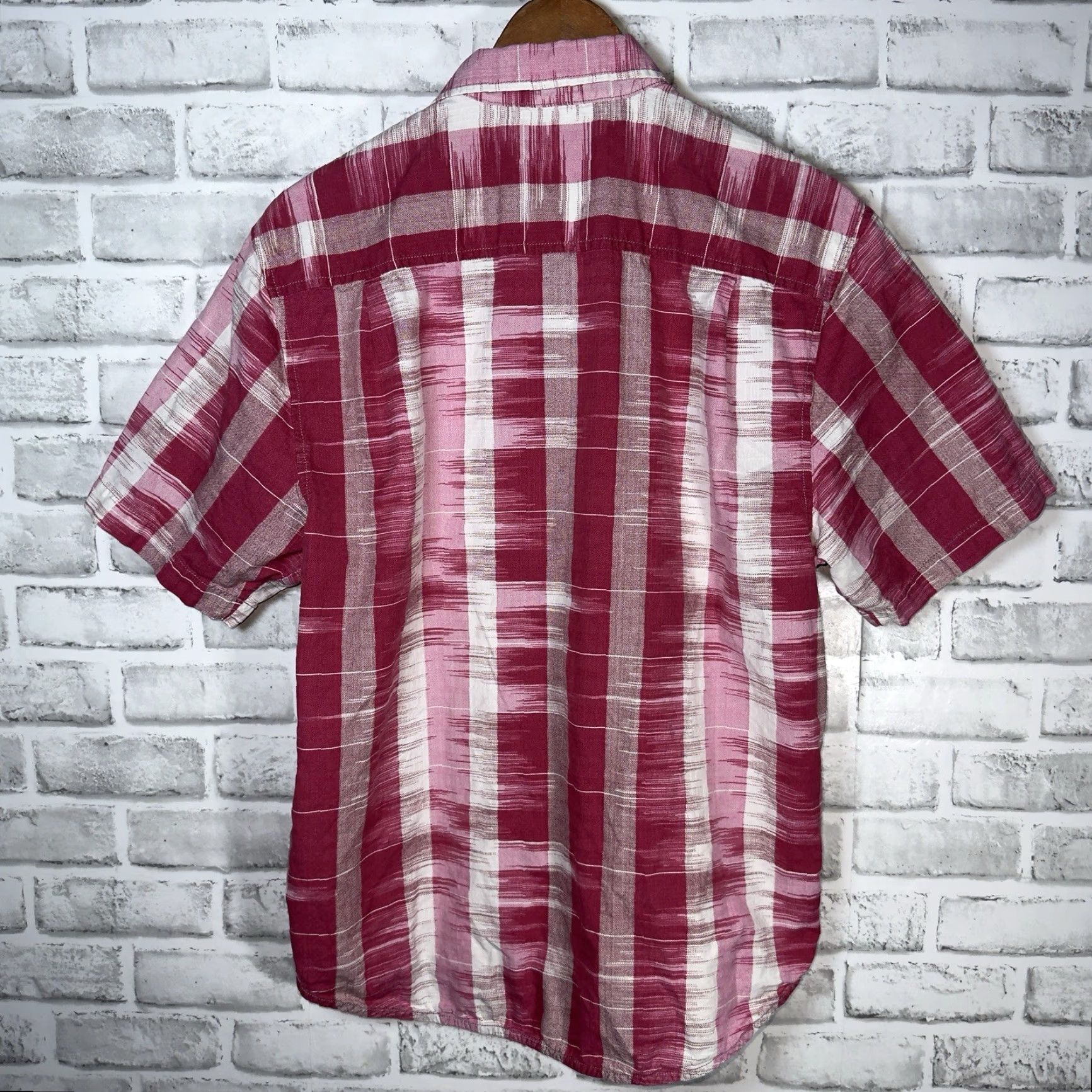 Tommy Bahama VINTAGE Tommy Bahama Silk Blend Pink Plaid Button-Up Shirt Adult Medium Mens Size US 31 - 5 Thumbnail