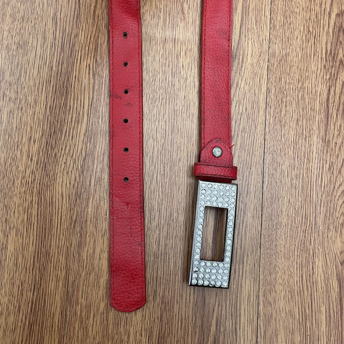 Beauty Beast × Japanese Brand Red crystal buckle belt looks like guess prada Size ONE SIZE - 3 Thumbnail